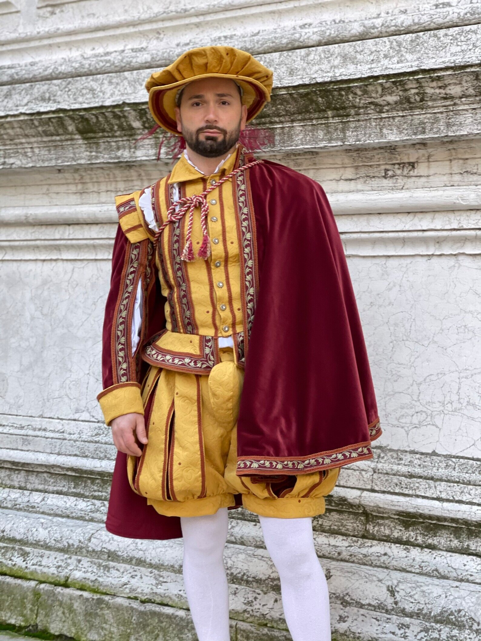 Костюм ренессанс. Французский капюшон 16 века. Renaissance outfits. Renaissance outfir. Костюм Giovanni Vittori.