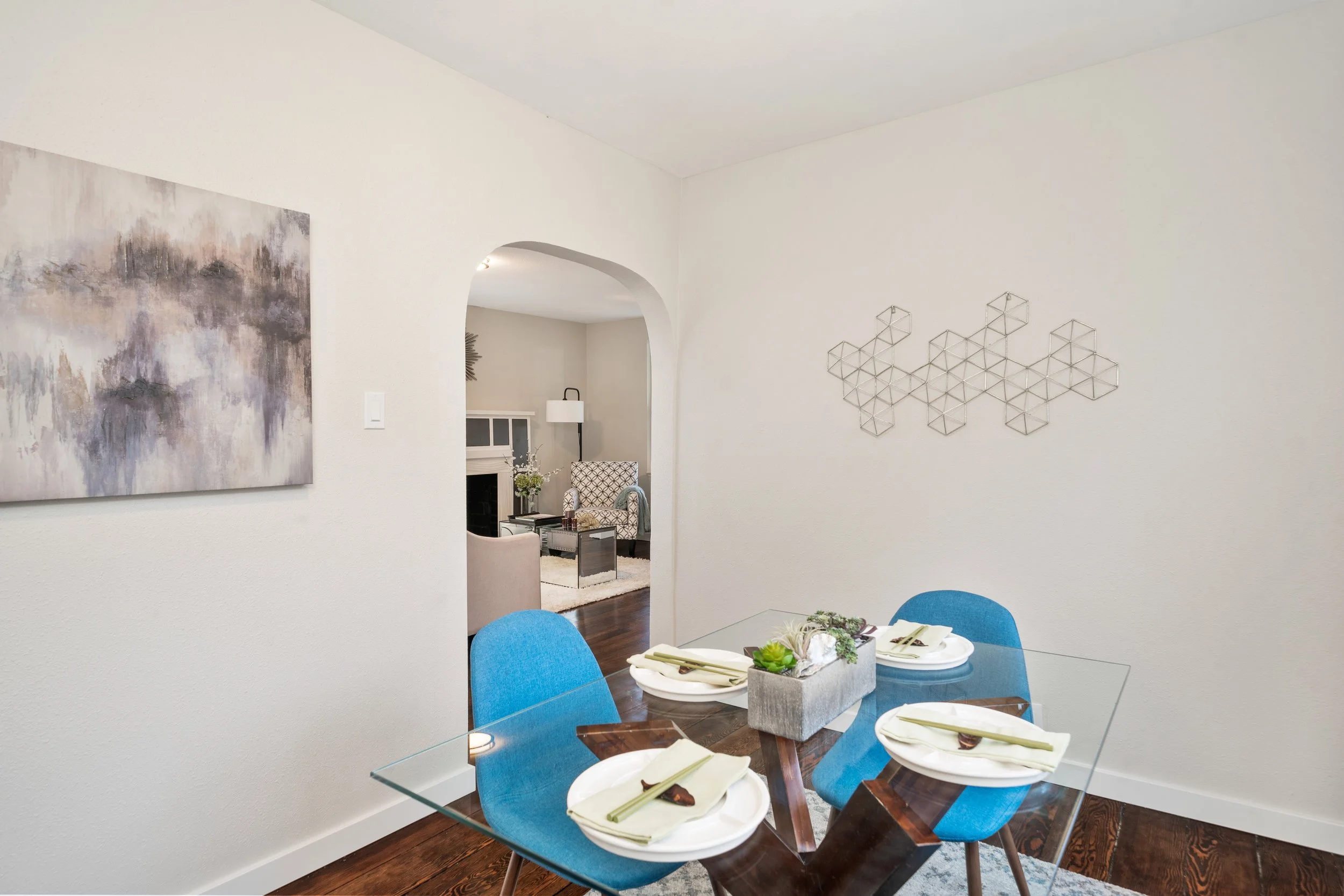 10703 19th Ave Sw Seattle 98146_Adriana_P-18.jpg