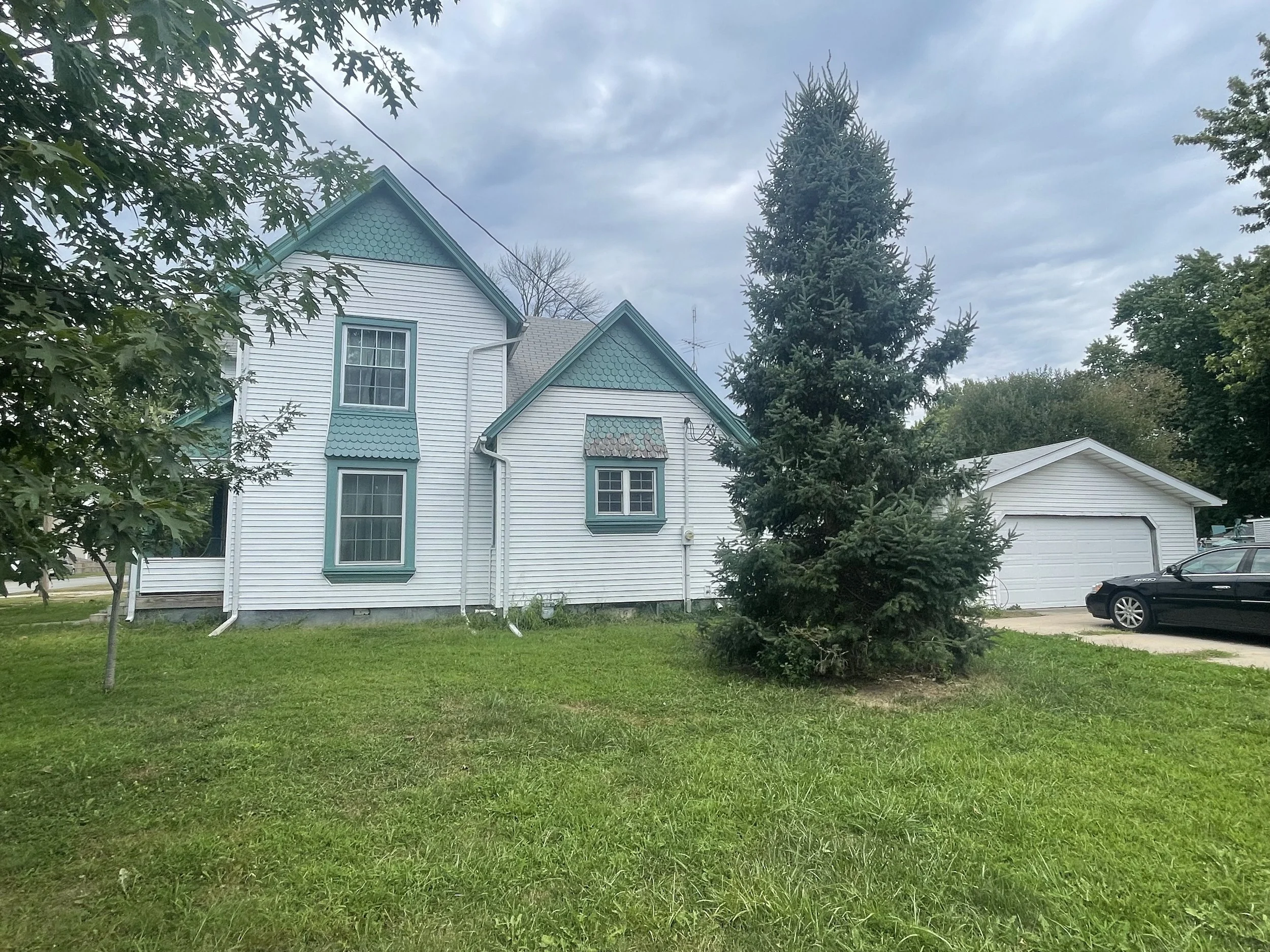 3Party Real Estate Auction for the Ketchum, Neuendorf and Foster