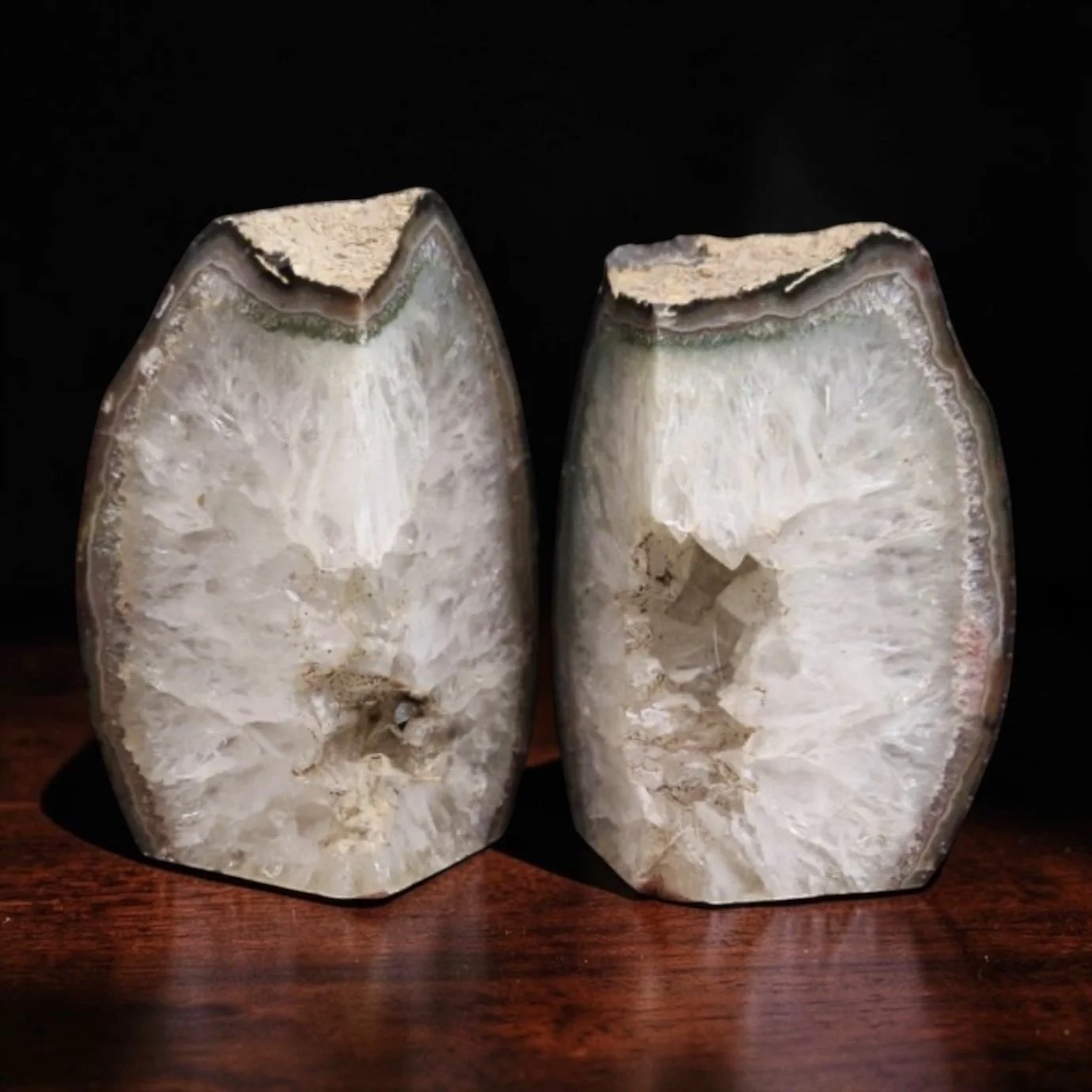 Vintage Natural Quartz Geode Bookends
Late 20th century
Neutral cream, white, taupe, and gray tones 
6" x 4 1/2"