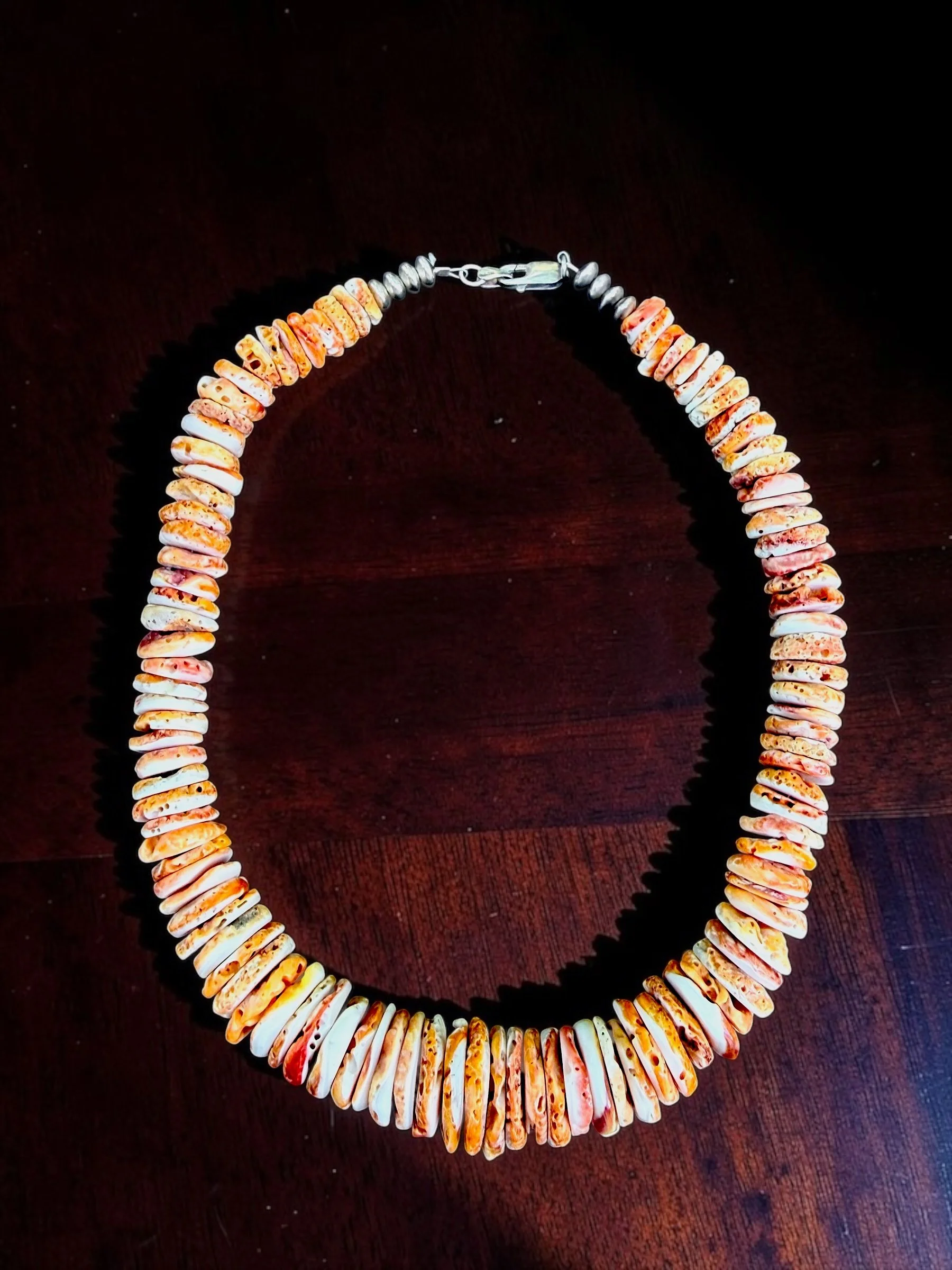 Larger Graduated Spiny Oyster Necklace
Spiny oyster shells, Sterling silver
Unmarked, contemporary restringing