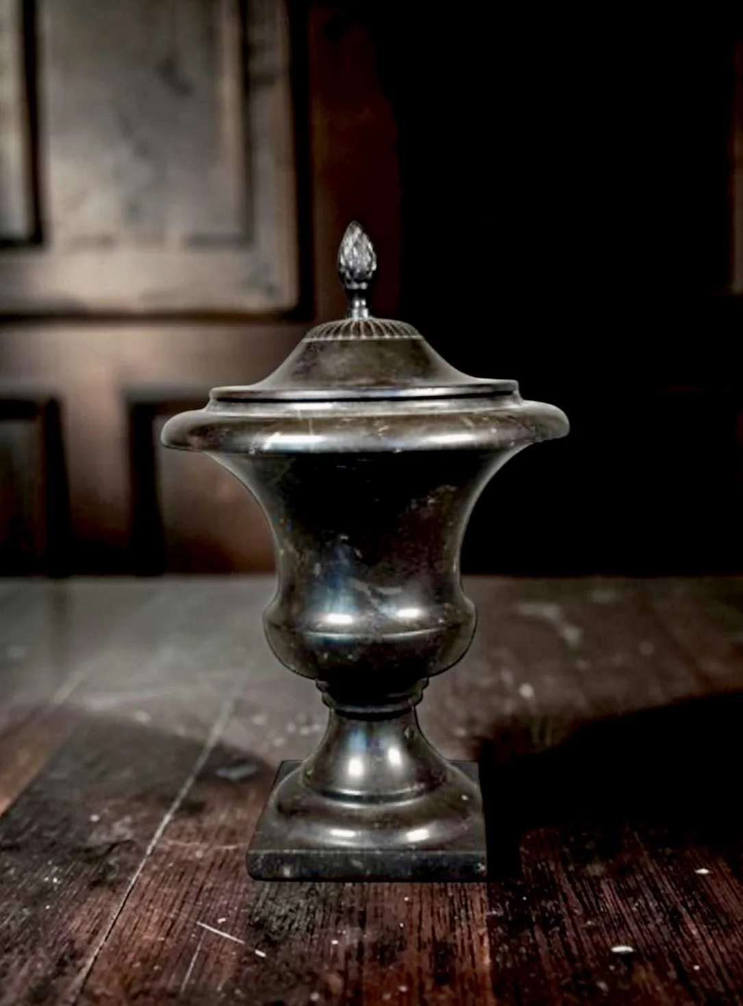 Black Marble Campana Urn with Bronze Patina Lid, Neo-classical Form. c.20th c 10"