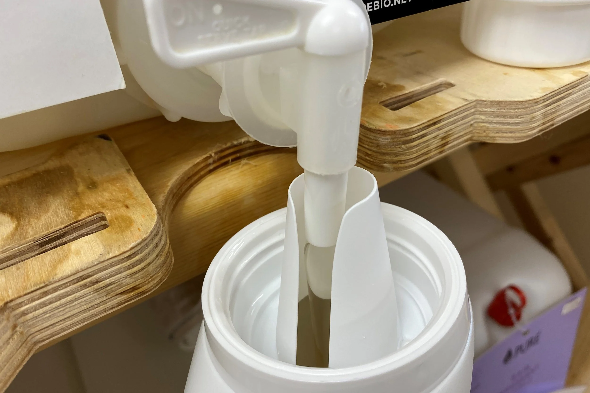 Laundry Strips vs. Refill Jugs