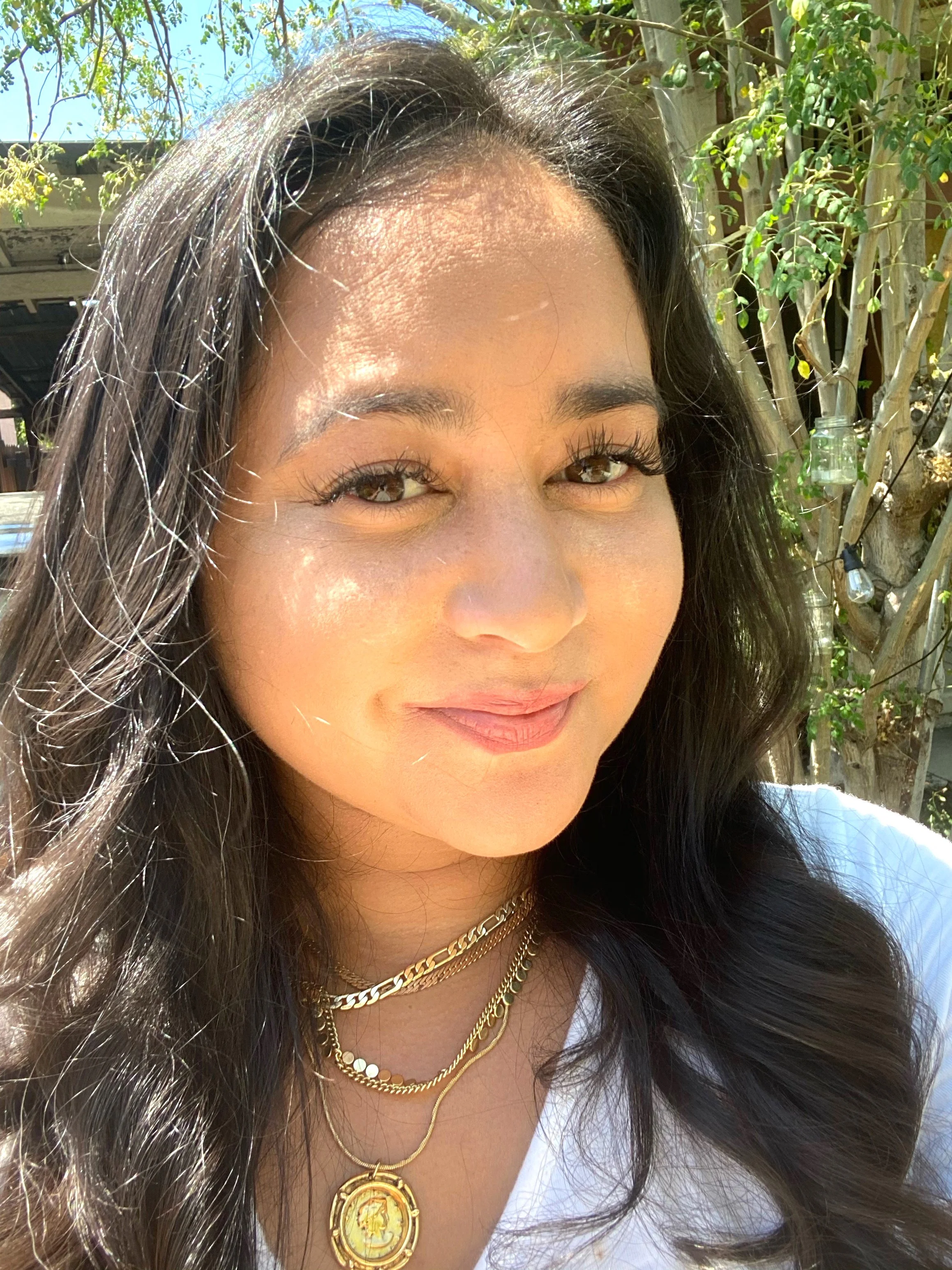 Woman in light shirt