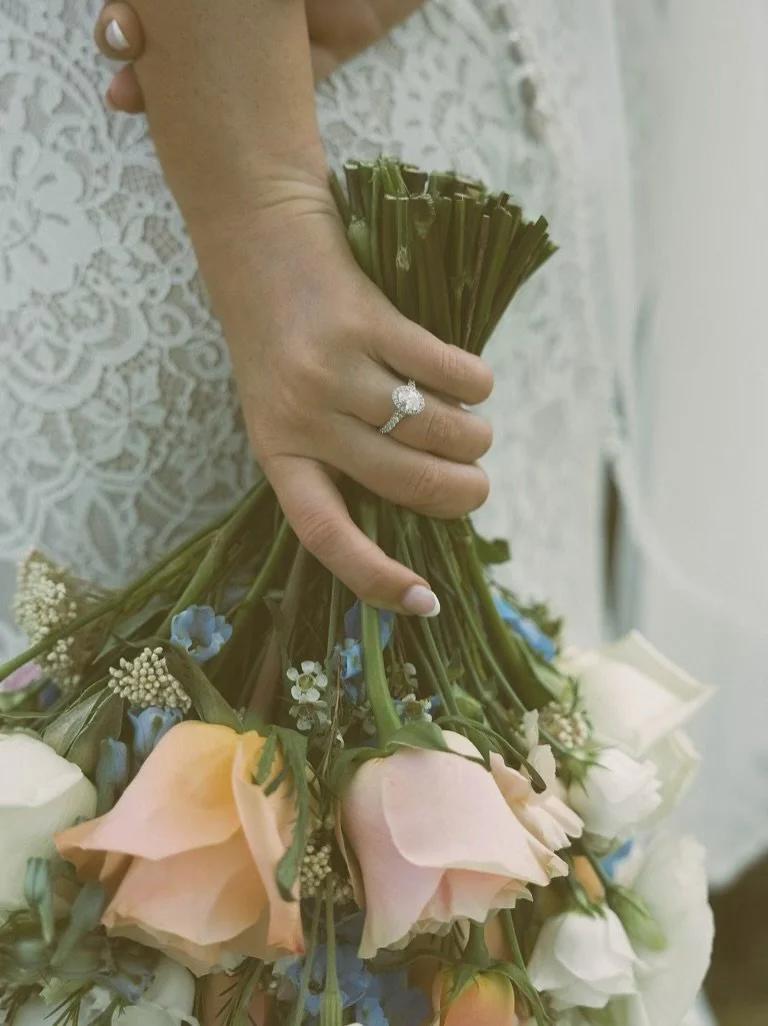 I really enjoyed putting these bouquets together! 🎀