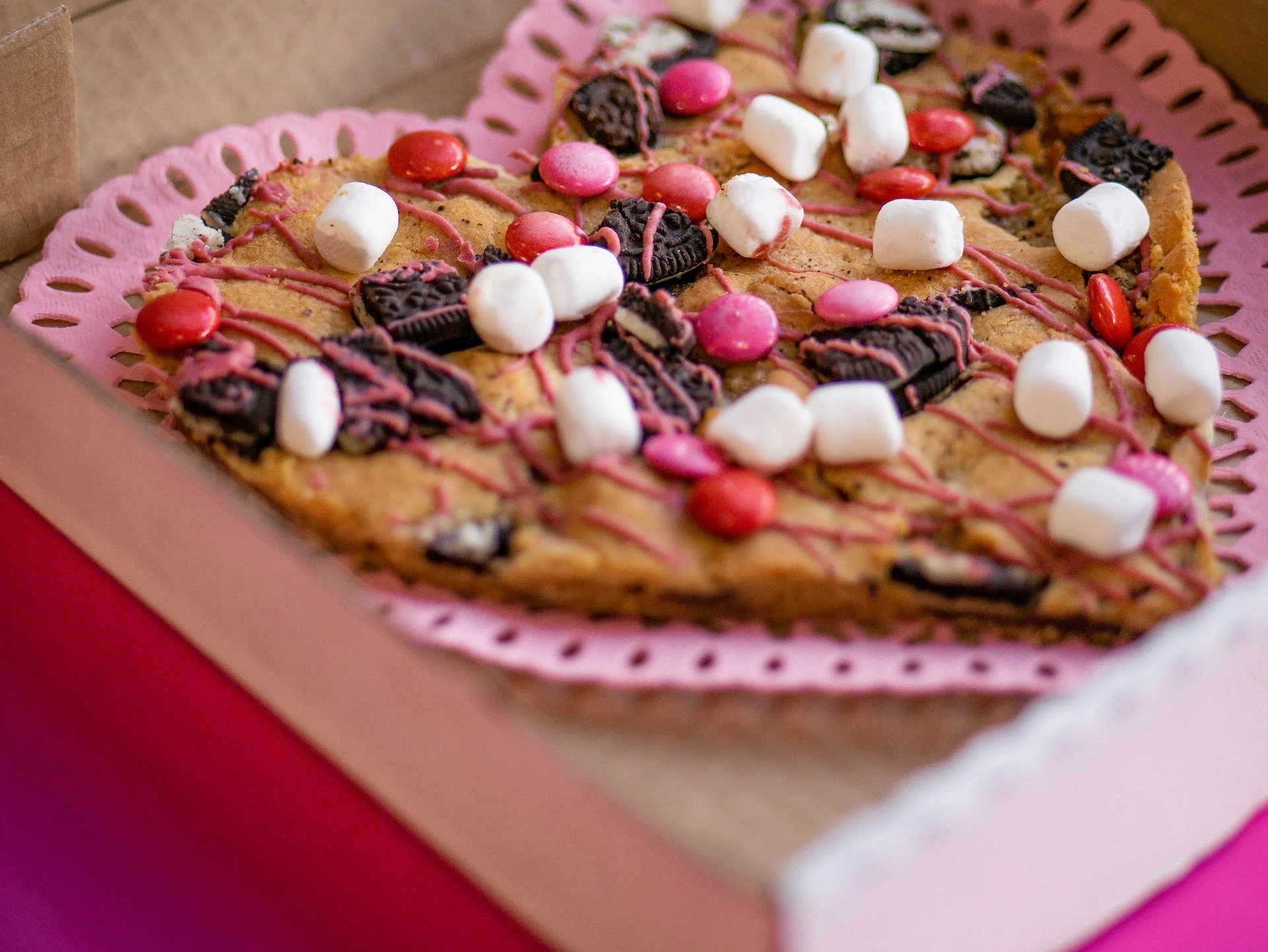 Kafka'sHeartShapedPizzaCookieValentine_P1140553_PhotoMansonWard.jpg