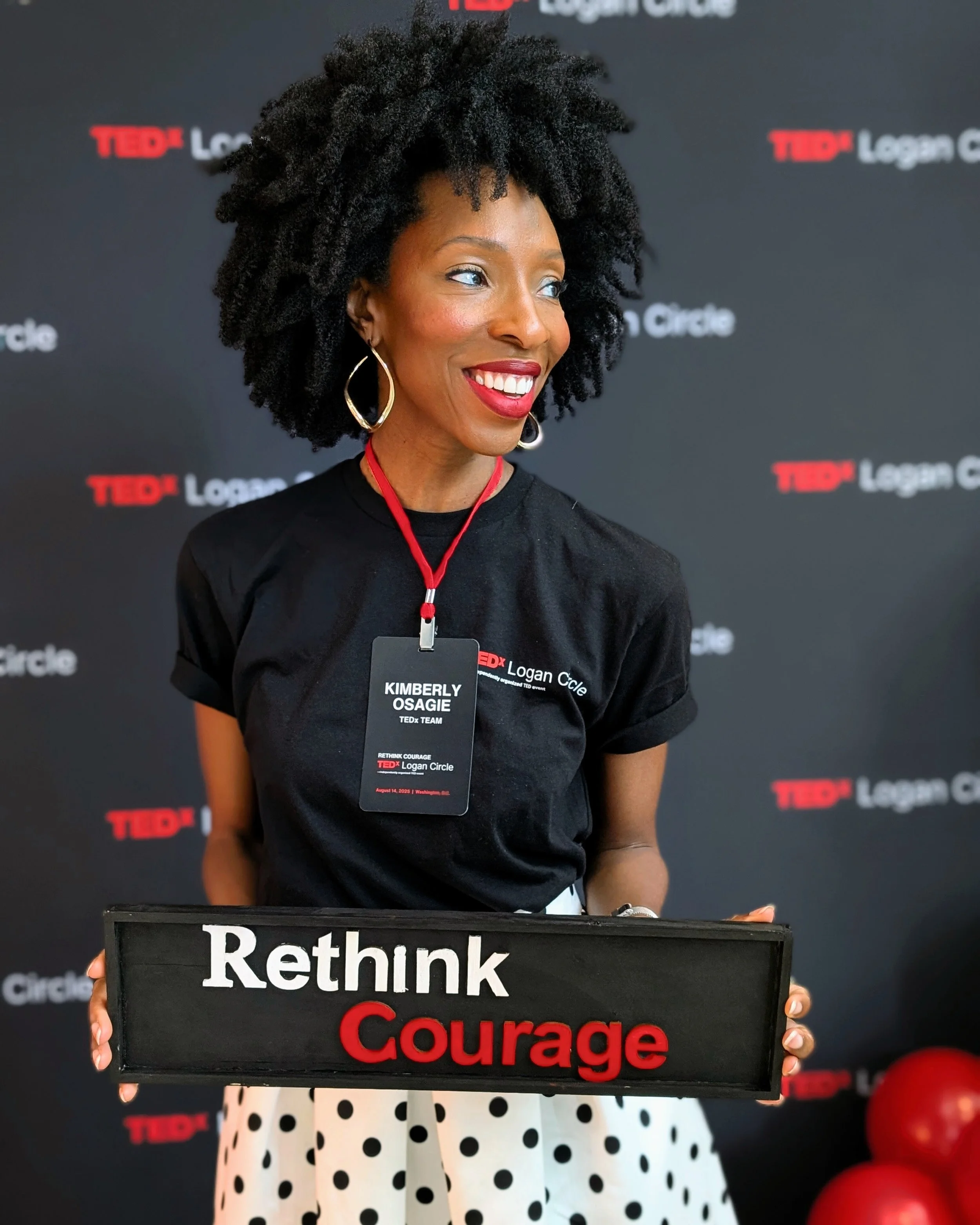 tedx-logan-circle-2025_rethink-courage_sign_step-and-repeat.jpg