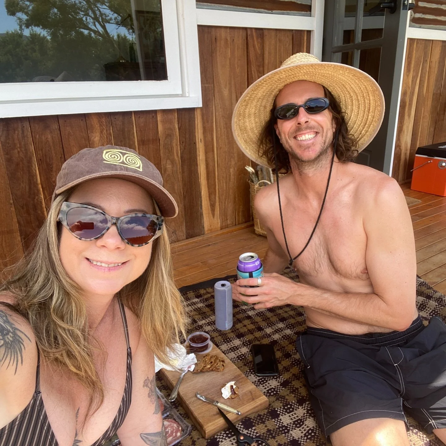 Summer days ☀️
A little country, a little sea and a little work. Oh and met Terra 🤎🐶

Very excited for 2026 🧡