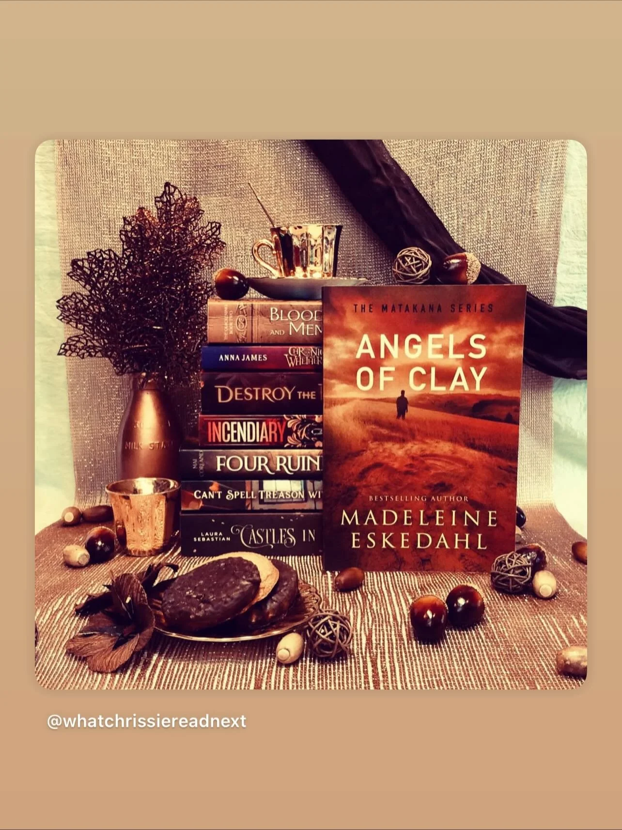 Repost @whatchrissiereadnext How gorgeous is this post and wonderful review. 🥰 I&rsquo;m so happy you enjoyed the series and Angels of Clay. #angelsofclay #thematakanaseries #madeleineeskedahl #nzcrimefiction #bookstagram #bestseller