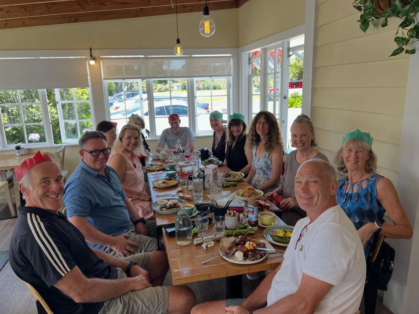 So much fun catching up with writing friends at the Auckland Crime Writers Christmas Lunch 🎄🎄🎄🎄🎄