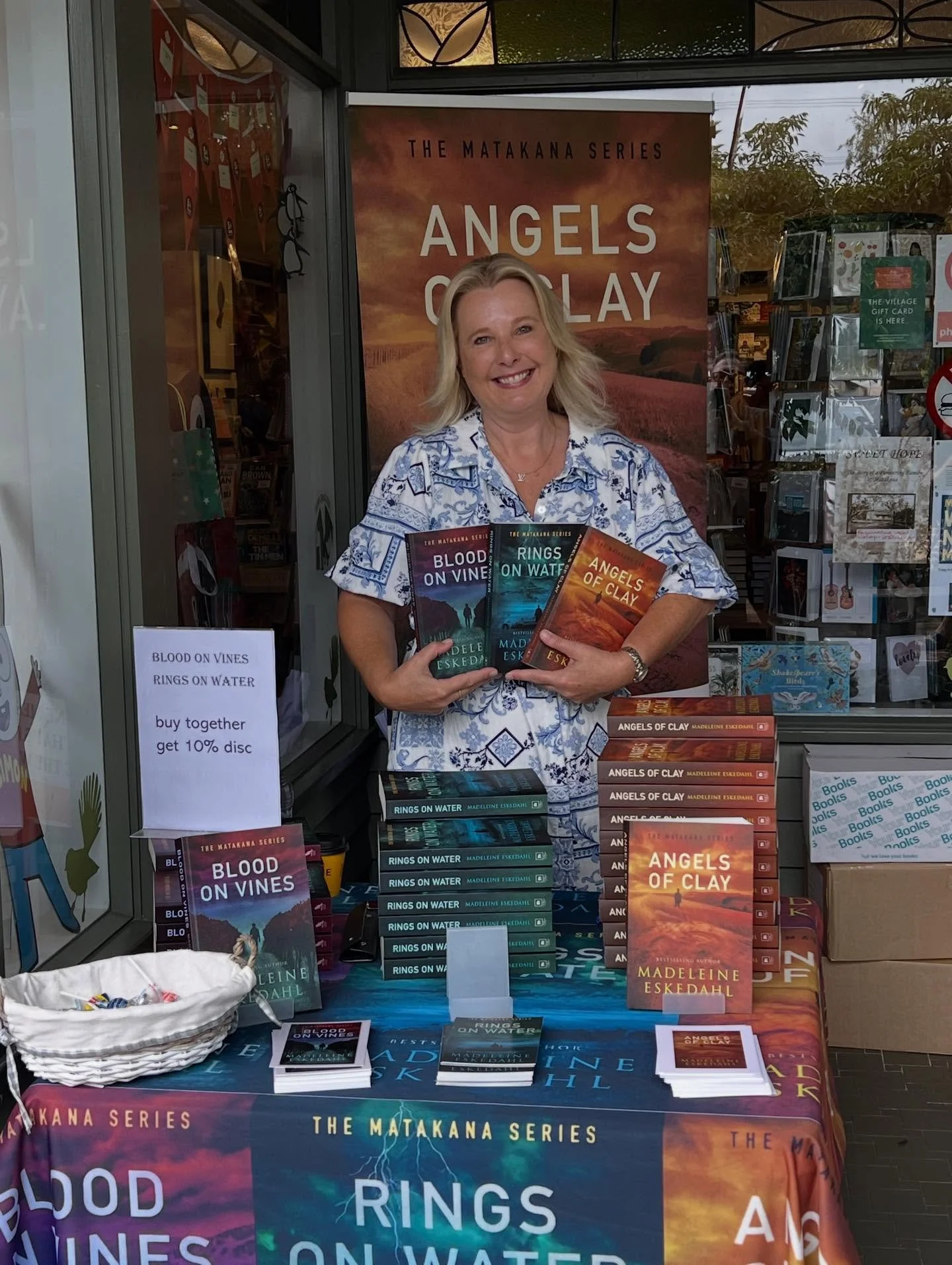 A wonderful morning @matakanavillagebooks talking books and writing, and of course signing lots of books. #bloodonvines #ringsonwater #angelsofclay #thematakanaseries #bestsellers #nzcrimefiction #matakanavillagebooks