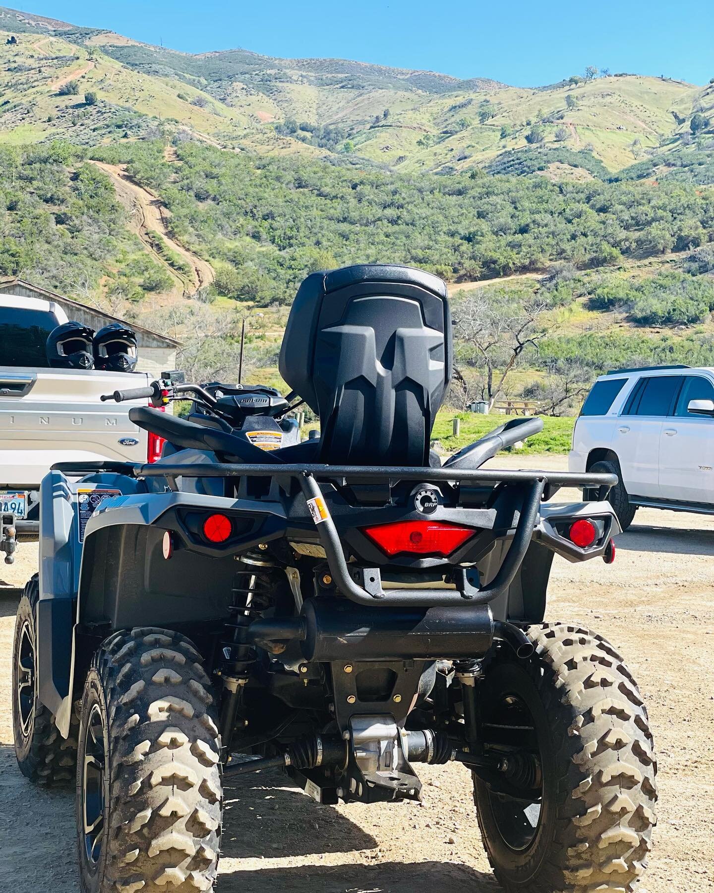 Who is ready for the weekend, and explore some beautiful trails like these? Want more info ? Give us a call 📞 #atvriding #atvlife #caohv