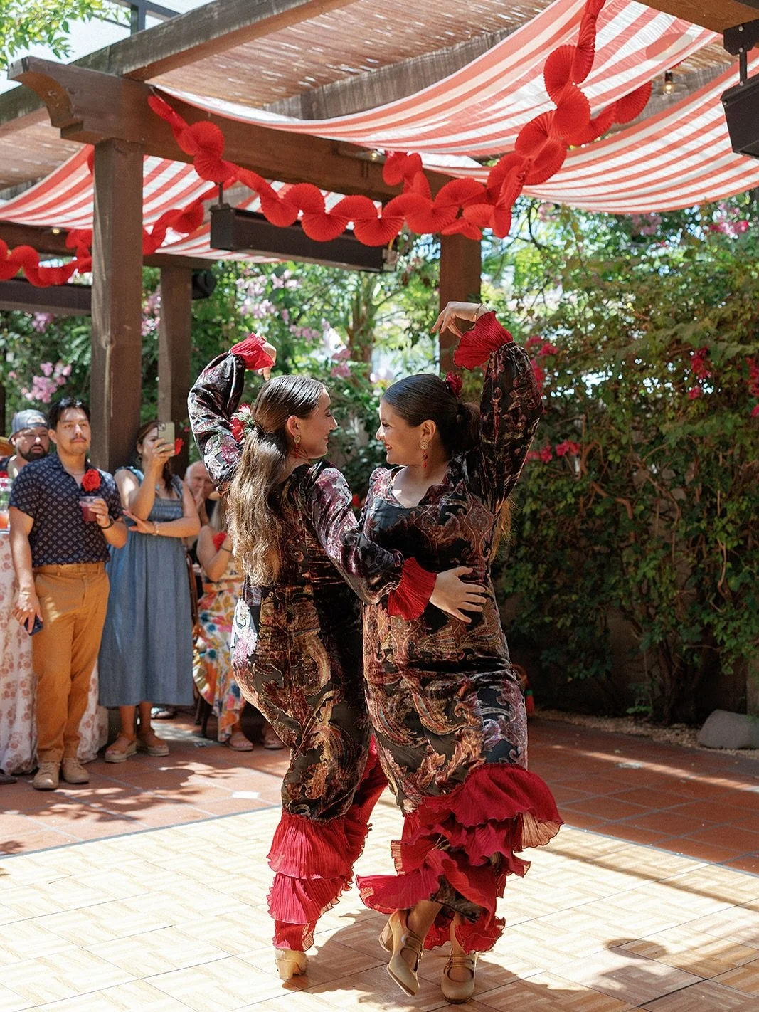 Fiesta weekend at @loquitasb 💃🏼 An annual can&rsquo;t miss party. We had the best time designing for such a vibrant affair &hearts;️

#oldspanishdays #fiesta #santabarbarafiesta #fiestaweekend #festival #eventsdesign #eventstyling #spanishstyle #ta