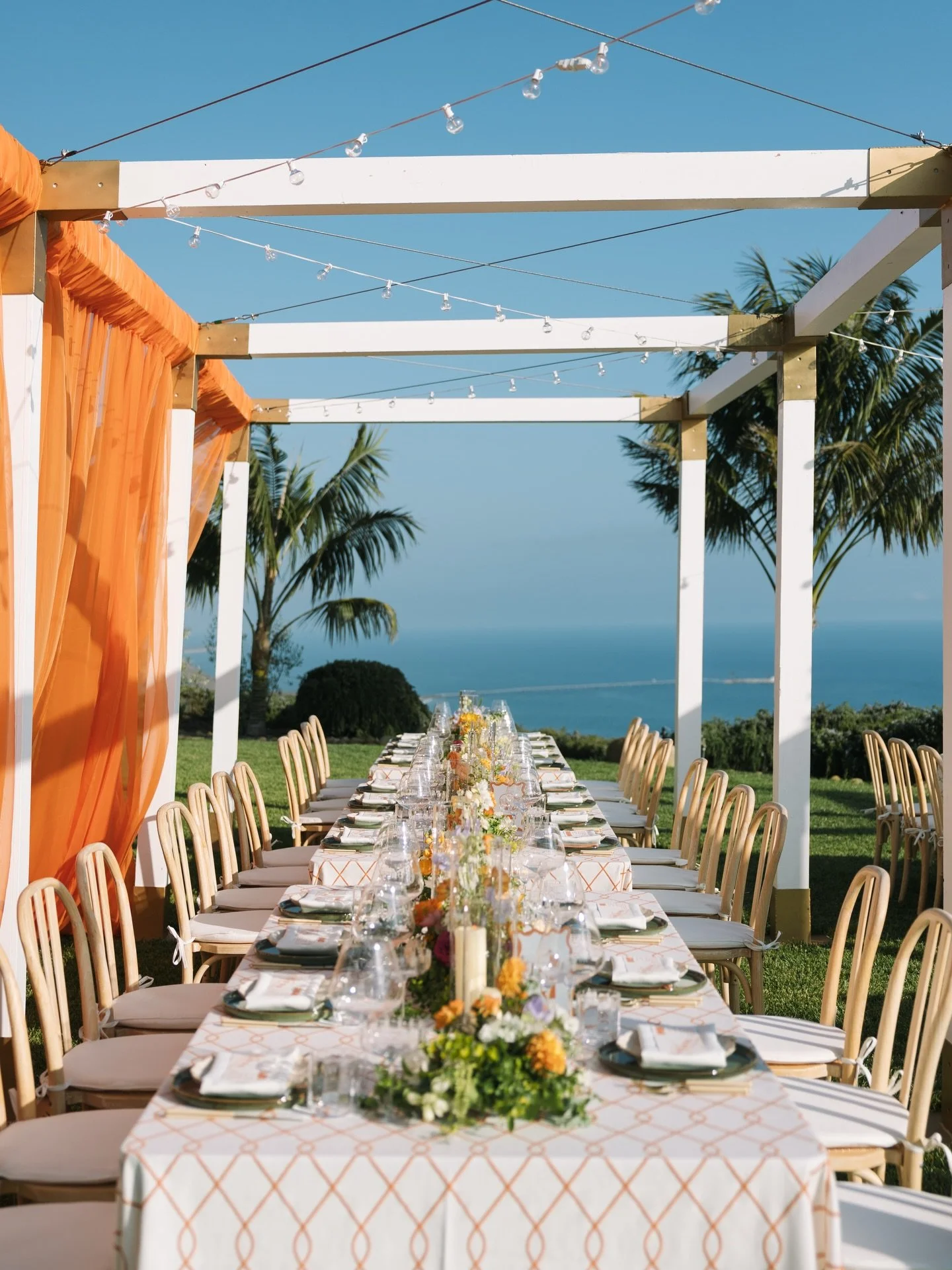 Needed a little something bright for your feed today 🧡 Had the best time creating this fun, bold and intentional reception for H+R ✨

#colorfulwedding #coastalwedding #weddingdesign #weddingdesigner #bolddesign #colorfulpalette #weddingphotography #