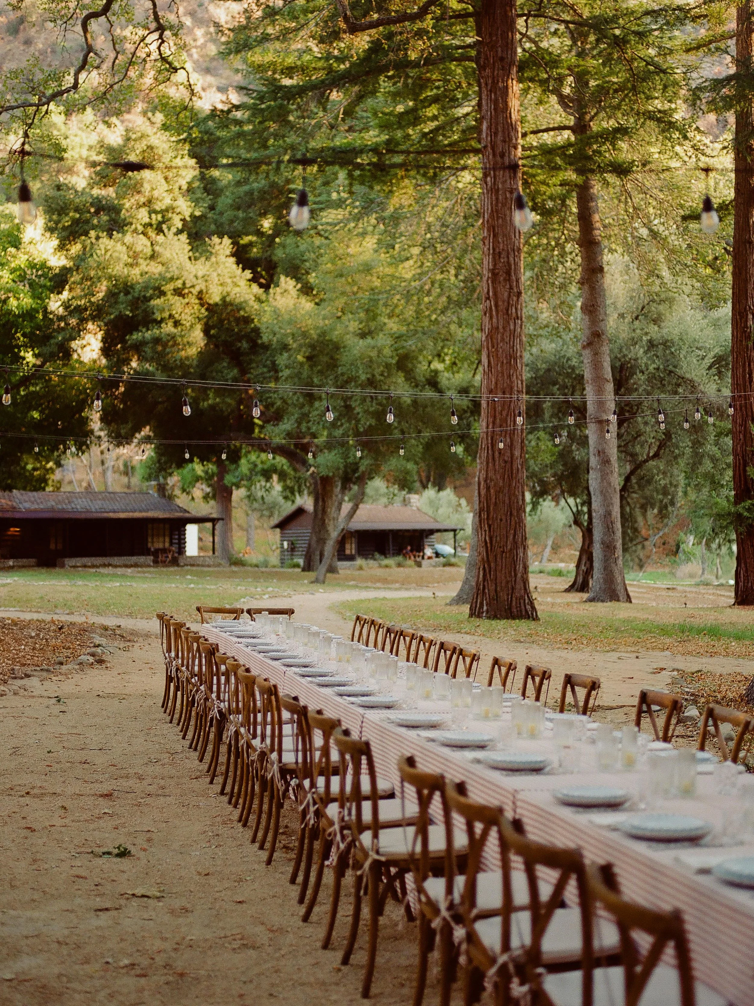 A time was had on the lake celebrating 40 laps around the sun! 🌞 

#40thbirthdayparty #eventplanner #zacalake #losolivos #santabarbaraeventplanner