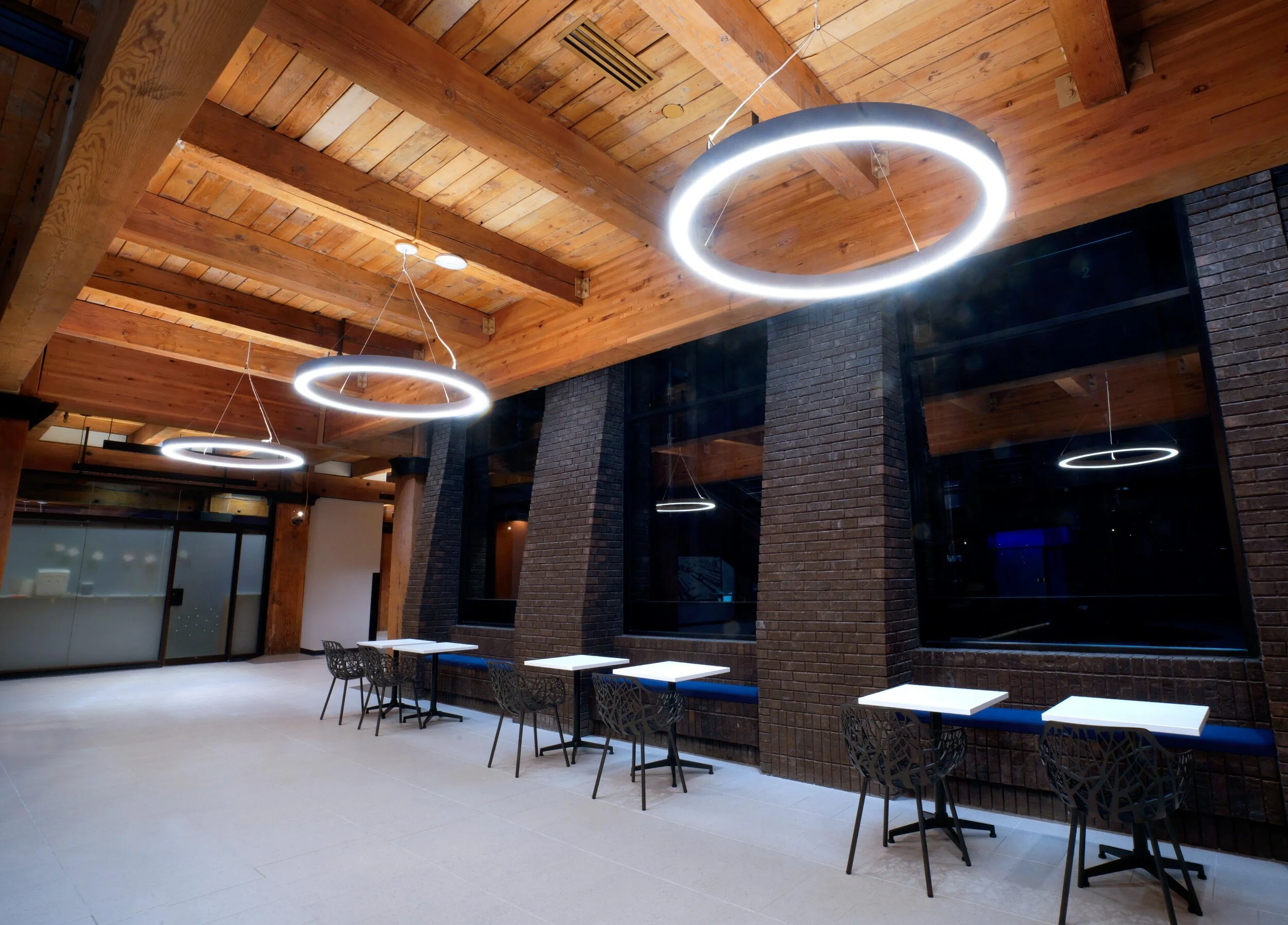 building-interior-86.jpg