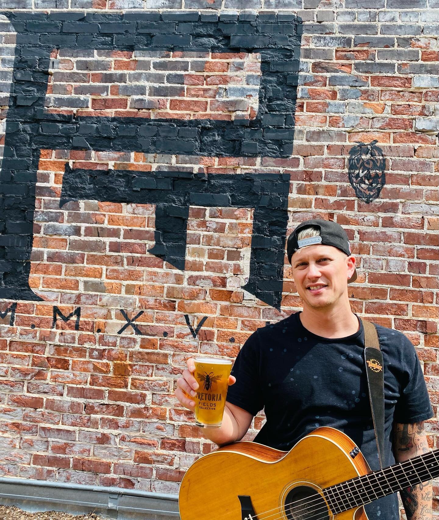 Looking for some happy vibes? @jimmymowery tour has found him back in @downtownalbanygeorgia this afternoon &amp; cold beer is flowin! Come grab a bite &amp; a pint and unwind with us.

Jimmy Mowery grew up in Altoona, Pennsylvania. At age eleven, af