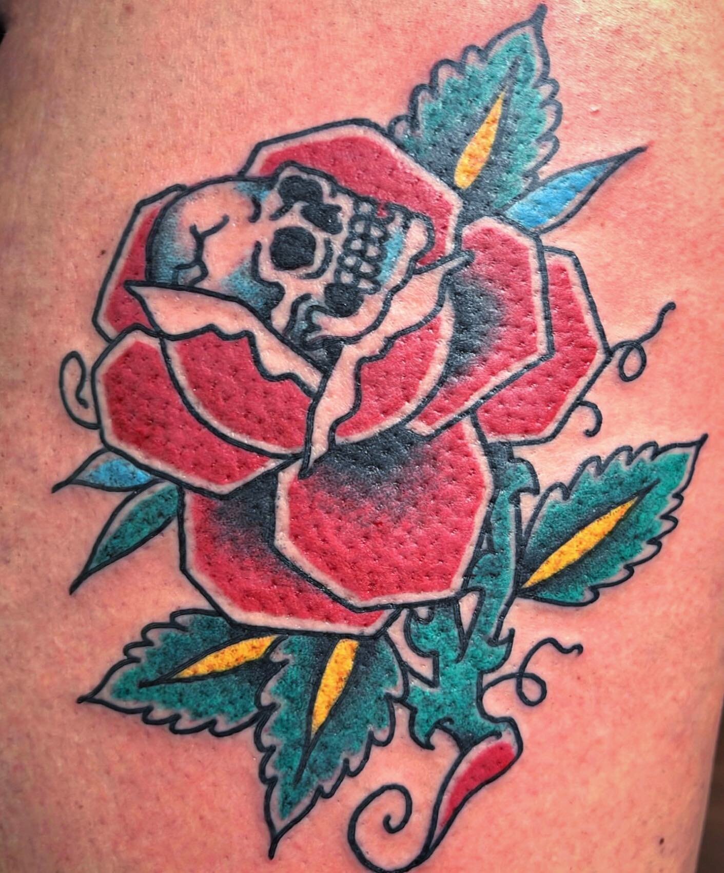 Here&rsquo;s a rose of death tattoo @kd1904 made this weekend off one of his hand painted flash sheets.  Hope you guys and girls like it!! More American Traditional please!  Clementinetattoo.com #clementinetattoo #clementine #sandiegotattooartist #sa