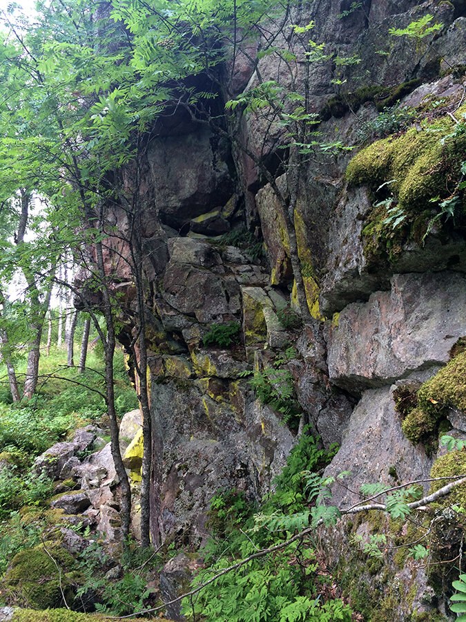 Cliffs in Röskö