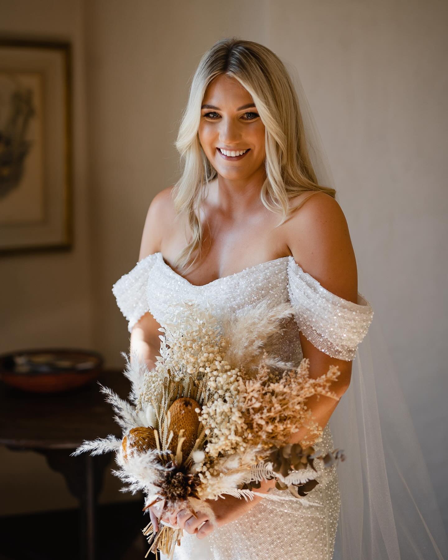 Mariah&rsquo;s bridal look was pure elegance with a down-to-earth rustic flair 💕🌿

Dress by @lutka_boutique 

@mariah.warman 
@jamieewarman 
@photogerson 
@tillerdining 
@coco_collova 
@emmaharvey.makeup
.
.
.
#loveineverydetail
#yourcelebrantbesti