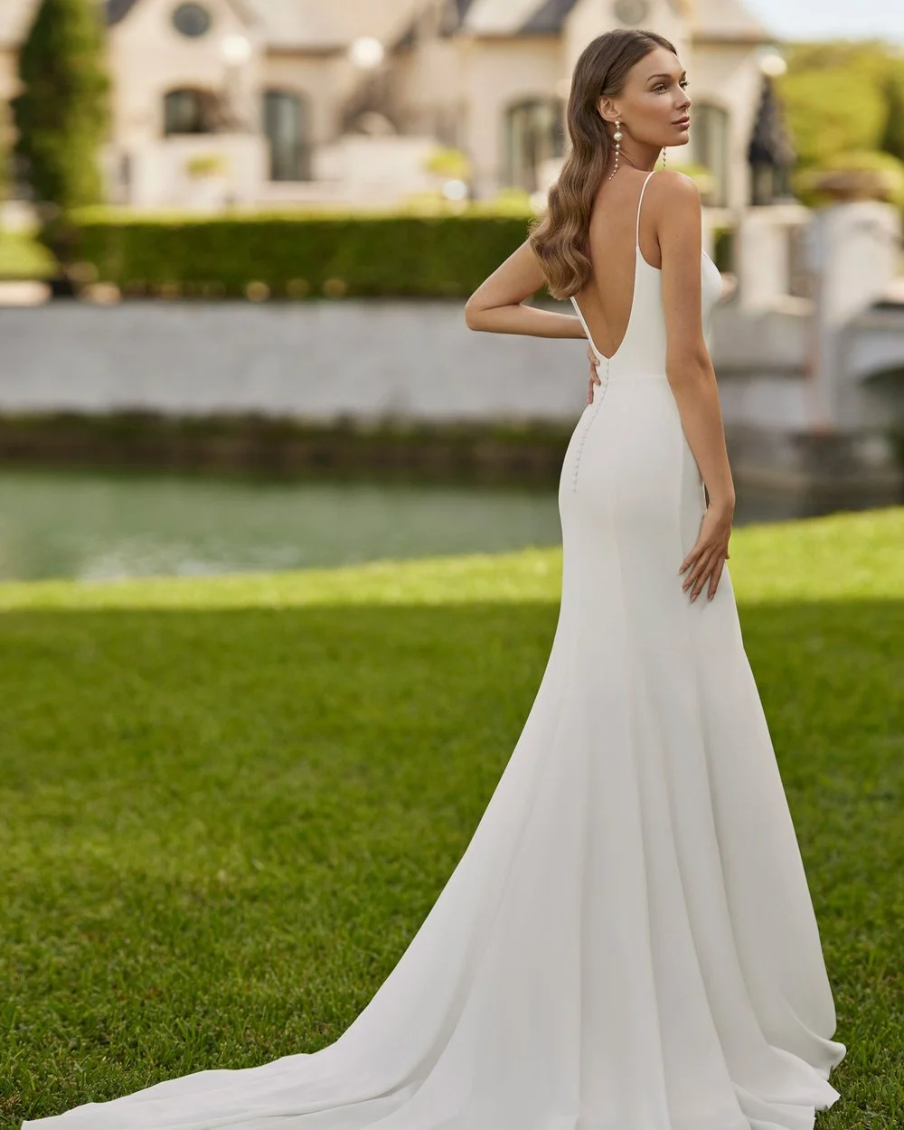 Eliana UK 12 | Was £1880 | Now £799