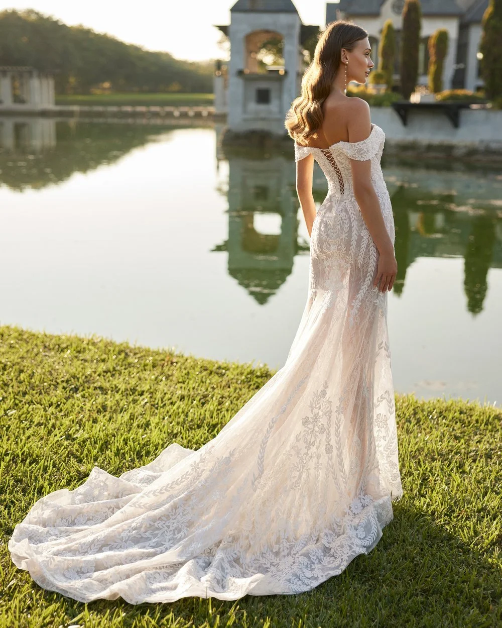 Elysia UK 18 | Was £2450 | Now £799