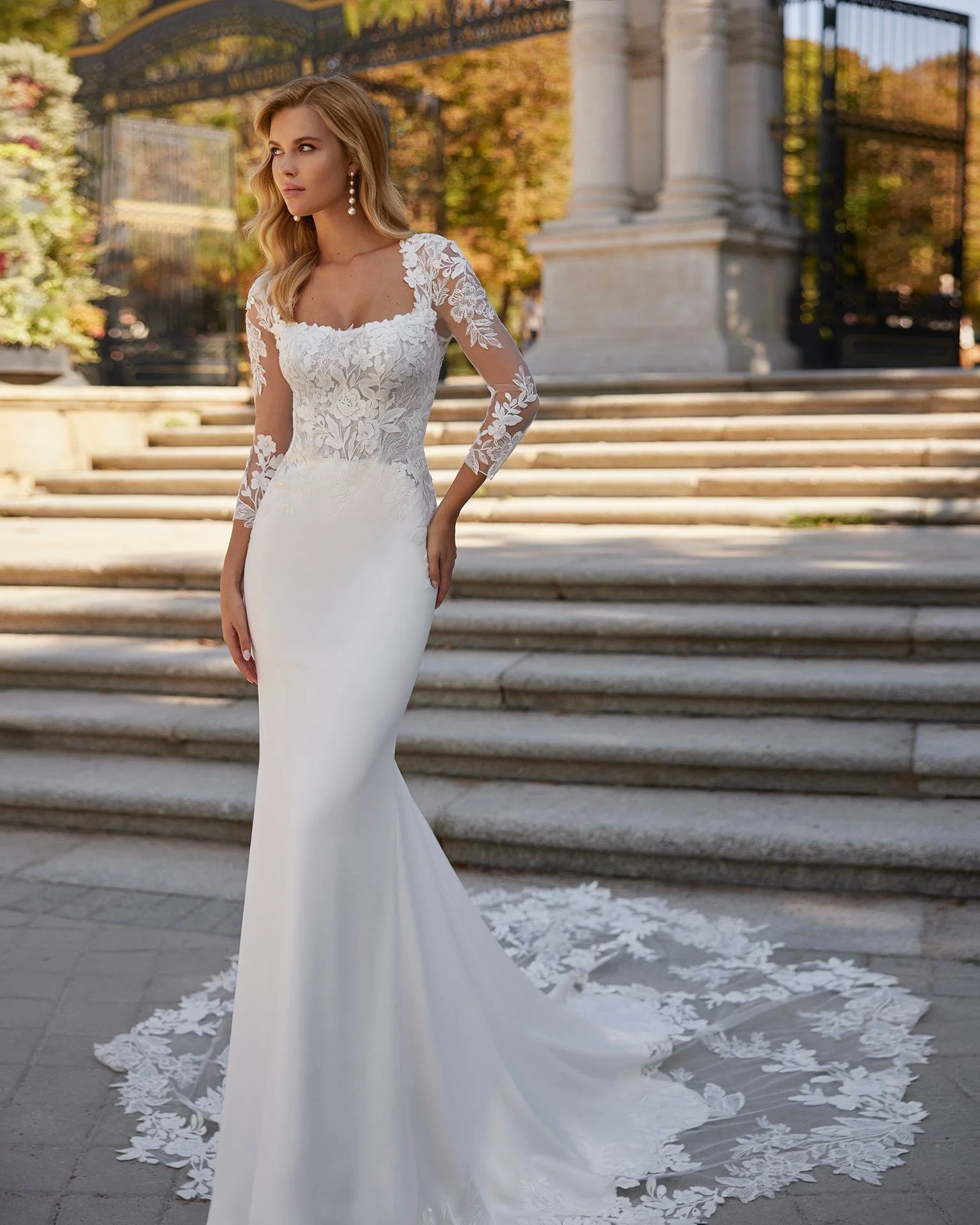 Salma UK 14 | Was £1965 | Now £799