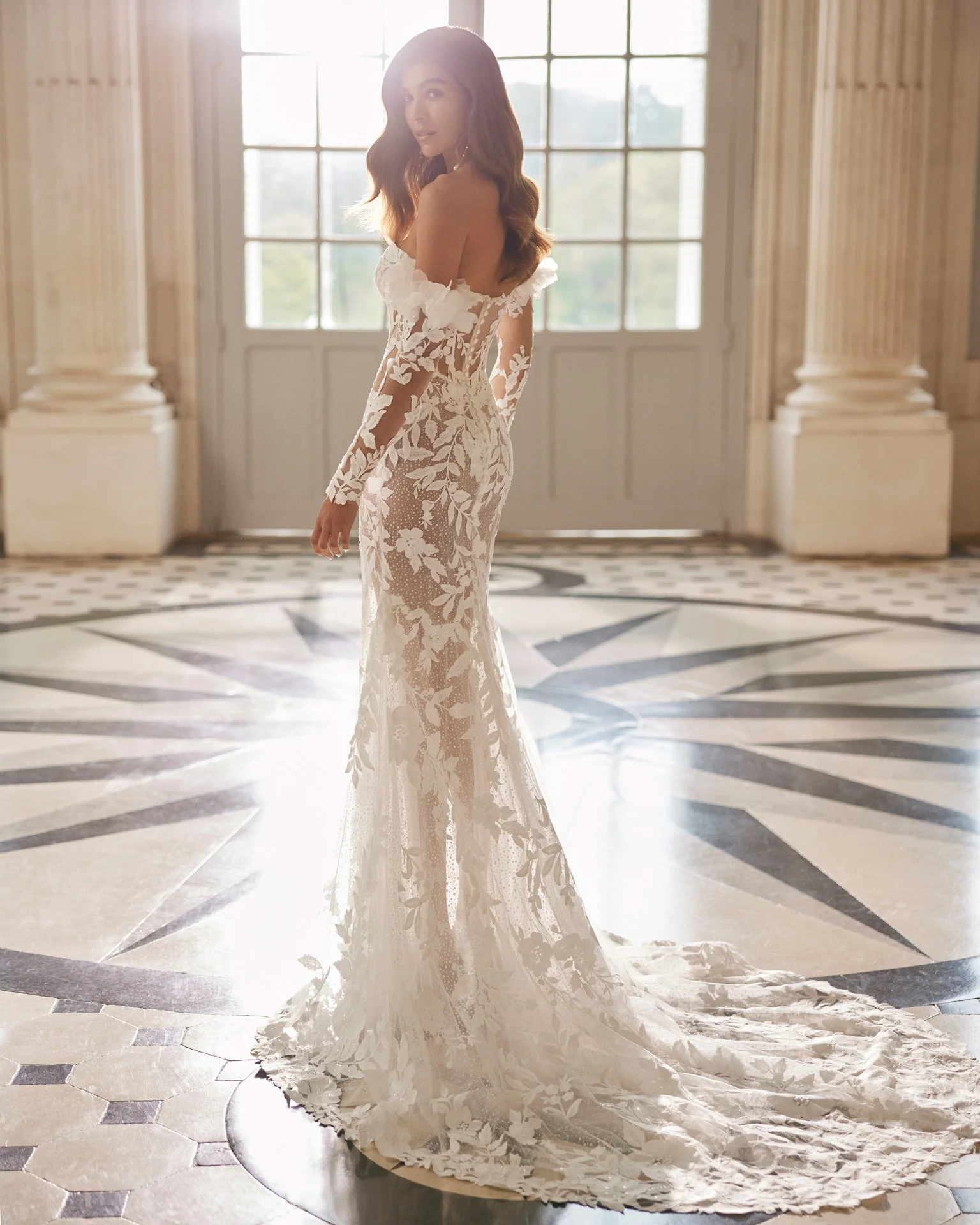 Eliseo UK 12 | Was £2175 | Now £999