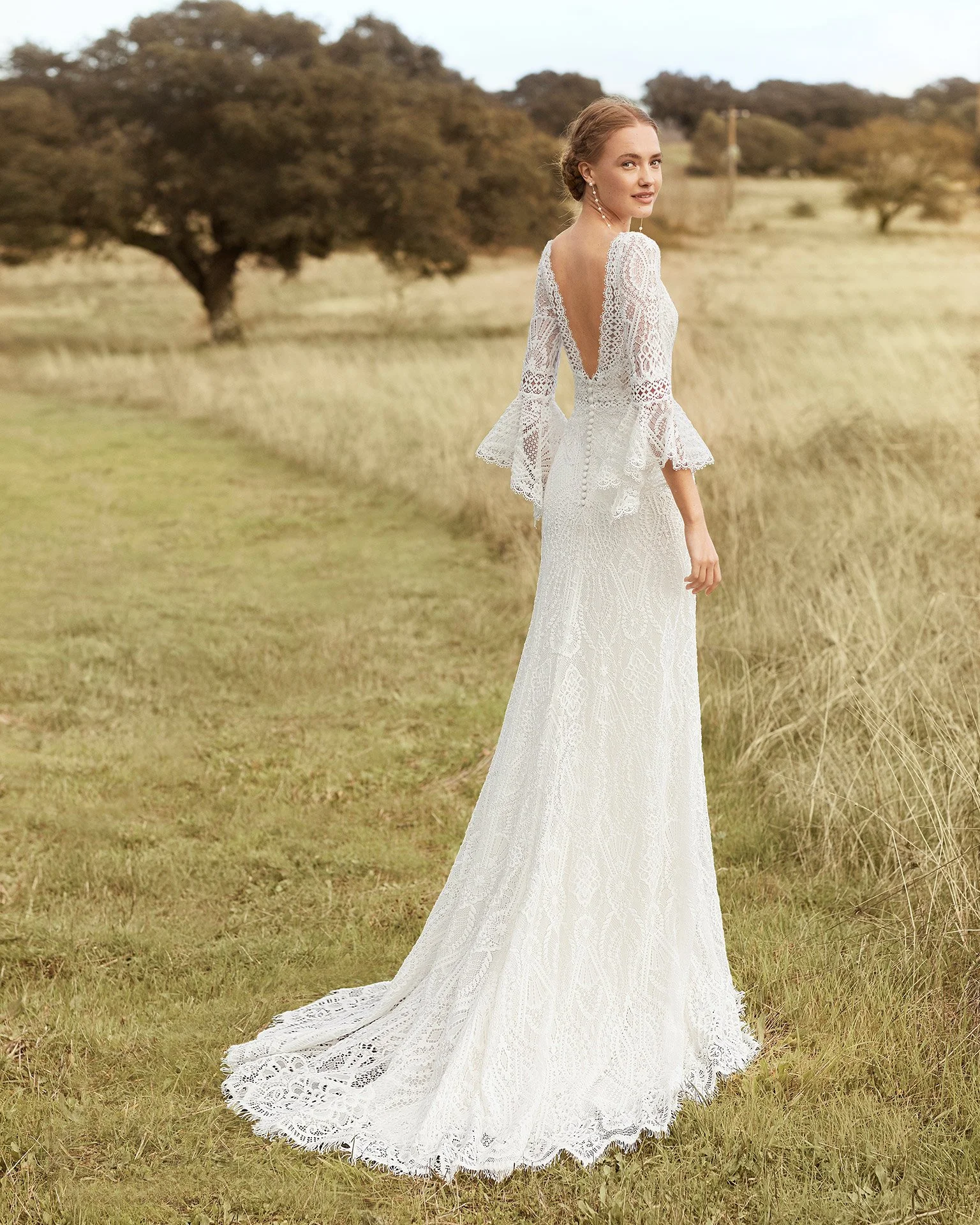 Azalea UK 14 | Was £1720 | Now £499