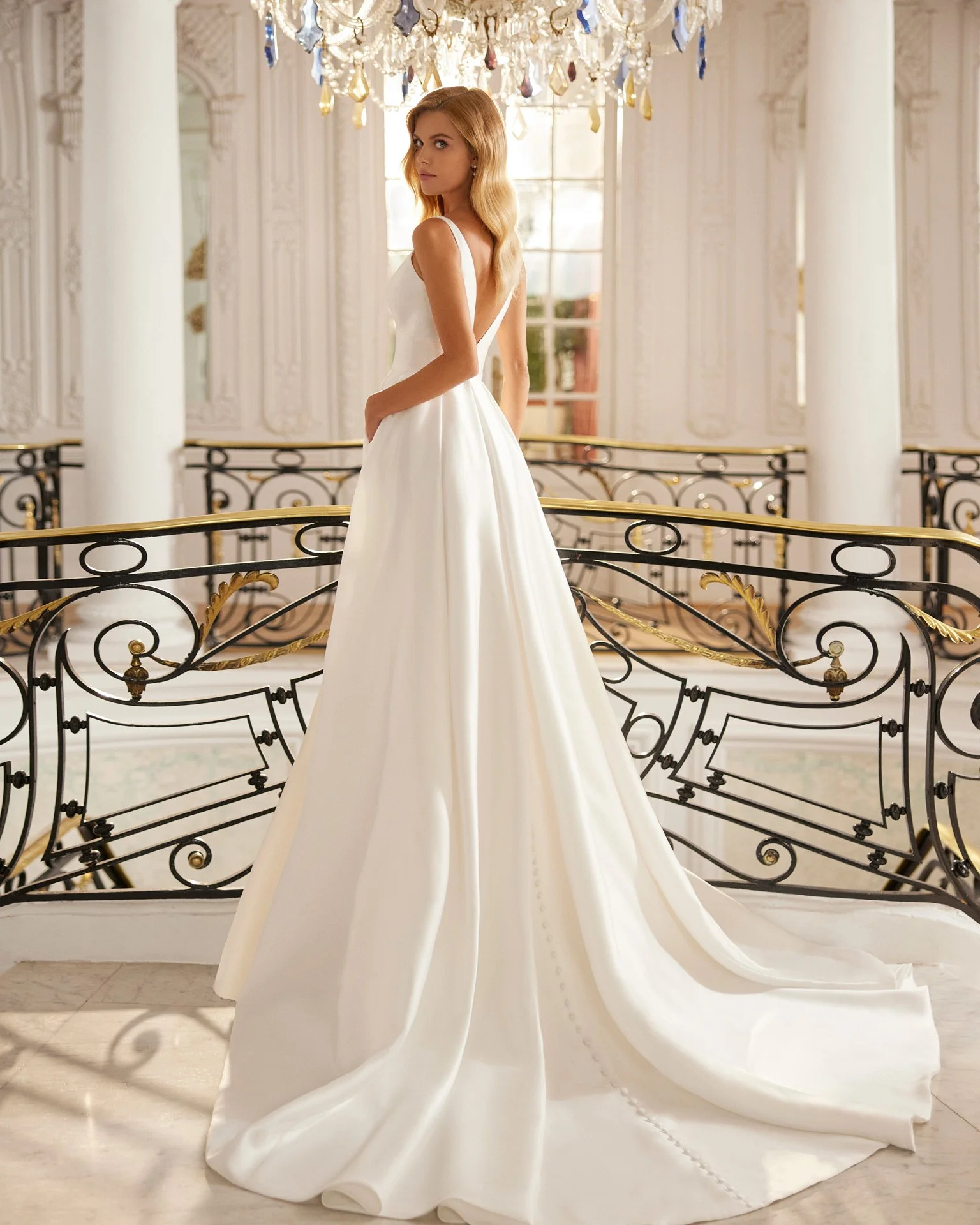 Soren (Brocade Fabric) UK 14 & 20 | Was £1650 | Now £499