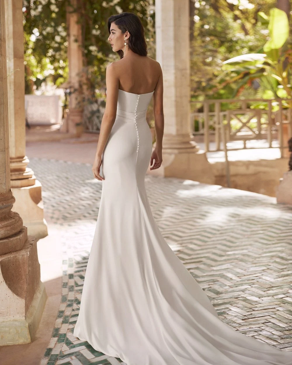 Africa UK 12 | Was £1440 | Now £499