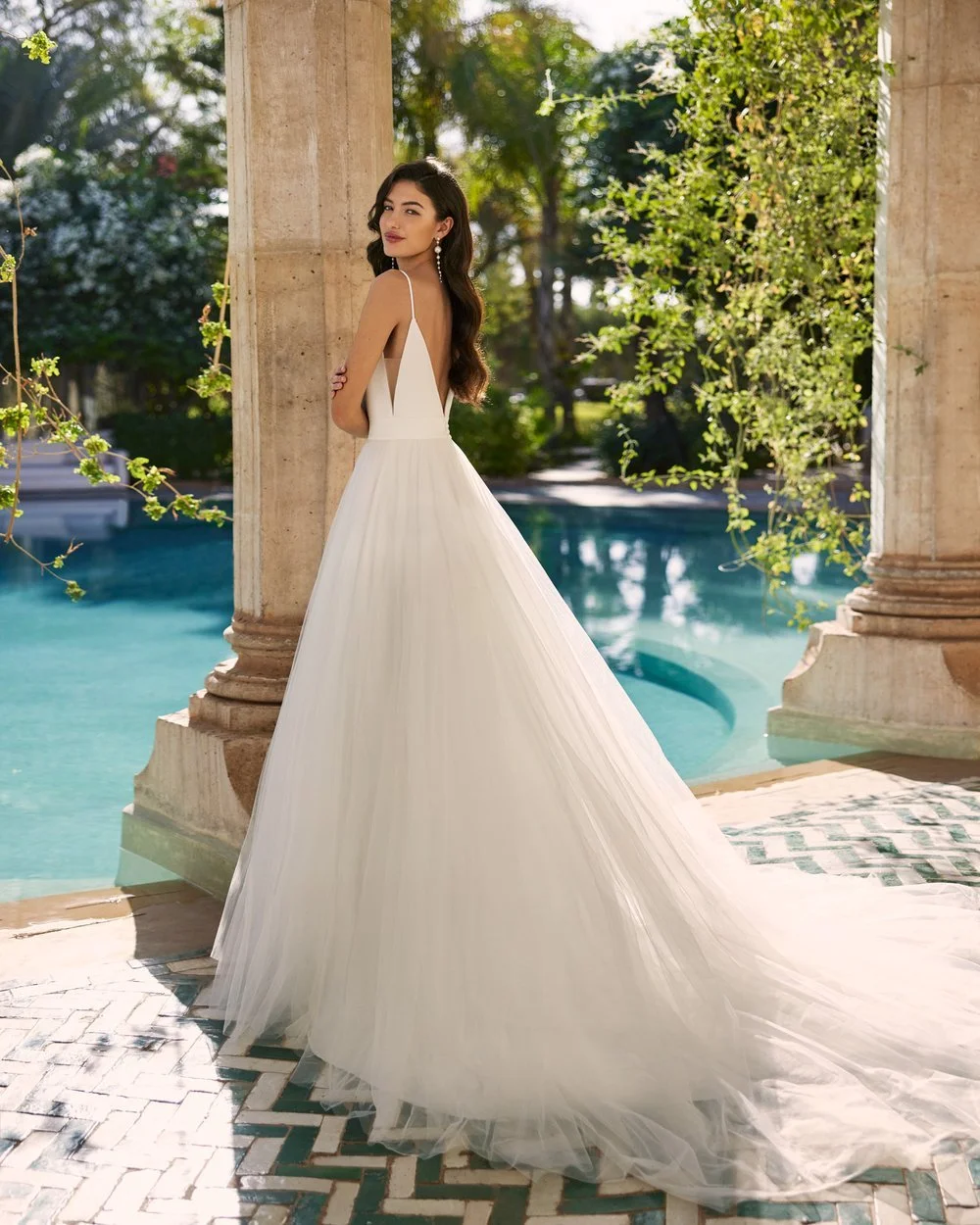 Areta UK 12 | Was £1230 | Now £499