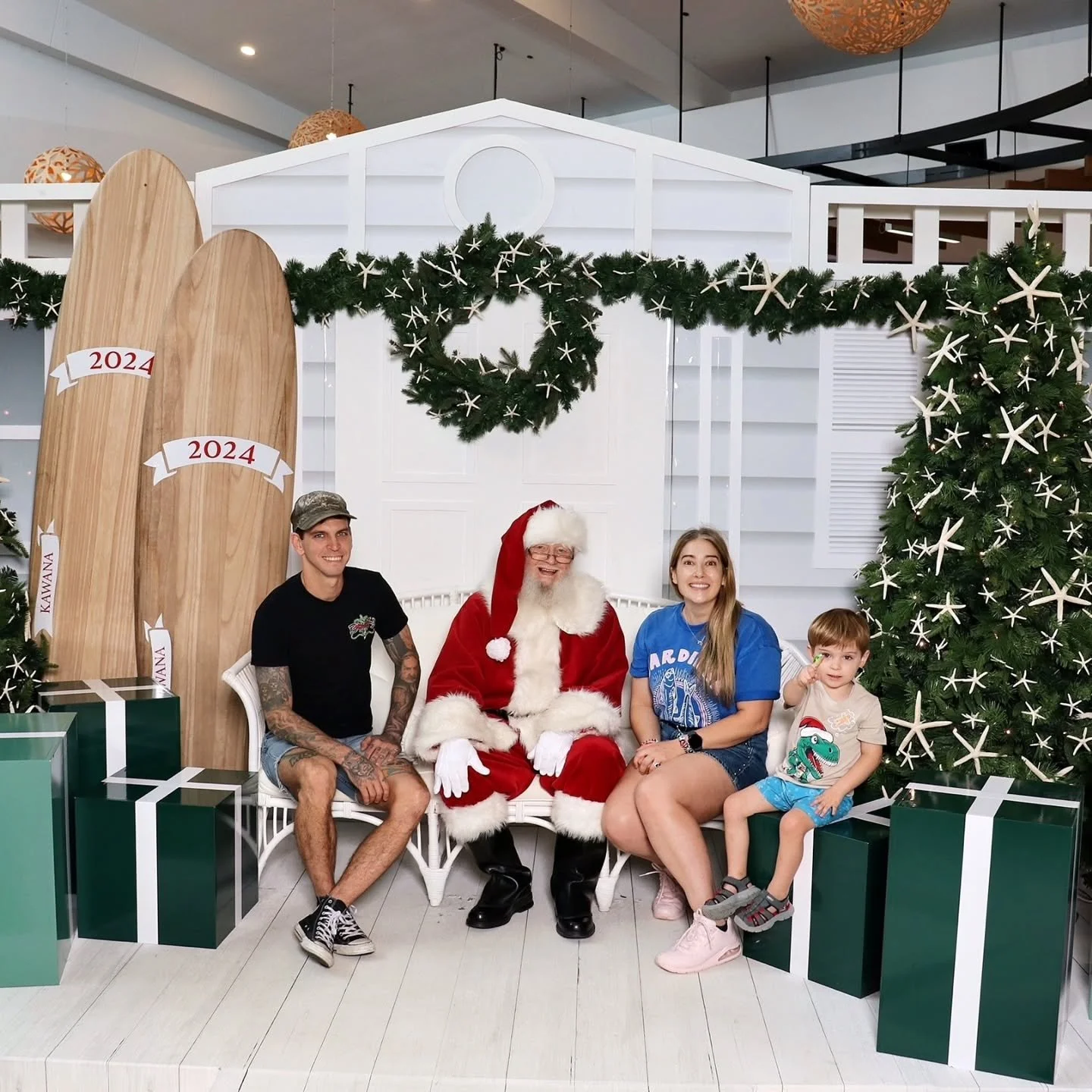 Don&rsquo;t get your tinsel in a tangle. 🎄✝️
#lovechristmas #merrychristmas2024