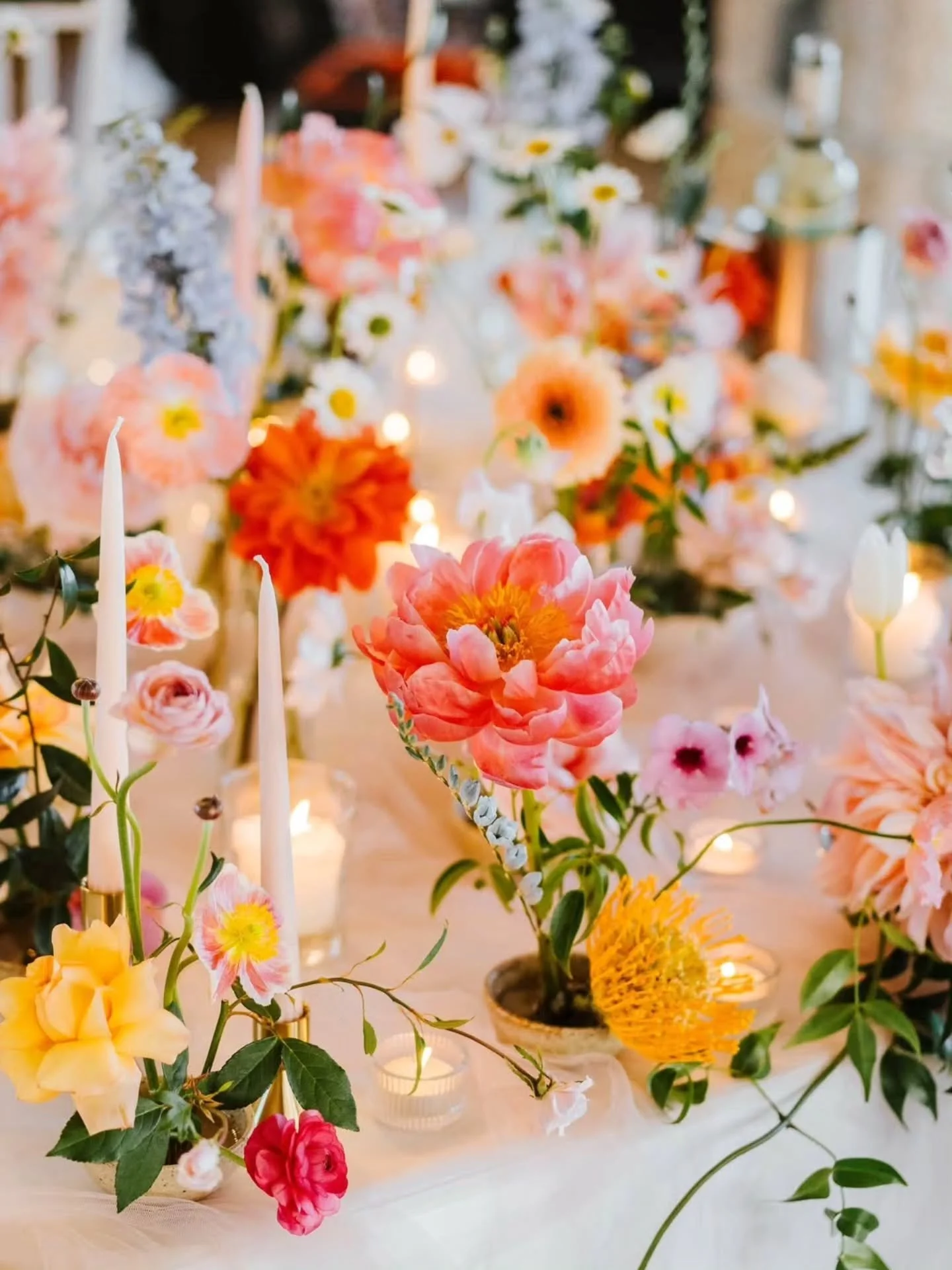 Wednesday wedding inspiration! I'm obsessed with this colour palette 👩&zwj;🎨 🎨 

Need to get married&hellip; fast?

I&rsquo;ve got you.

Bespoke ceremonies from $950 - for a limited time only. Legals only from $400 💍 

Done in weeks, not months.
