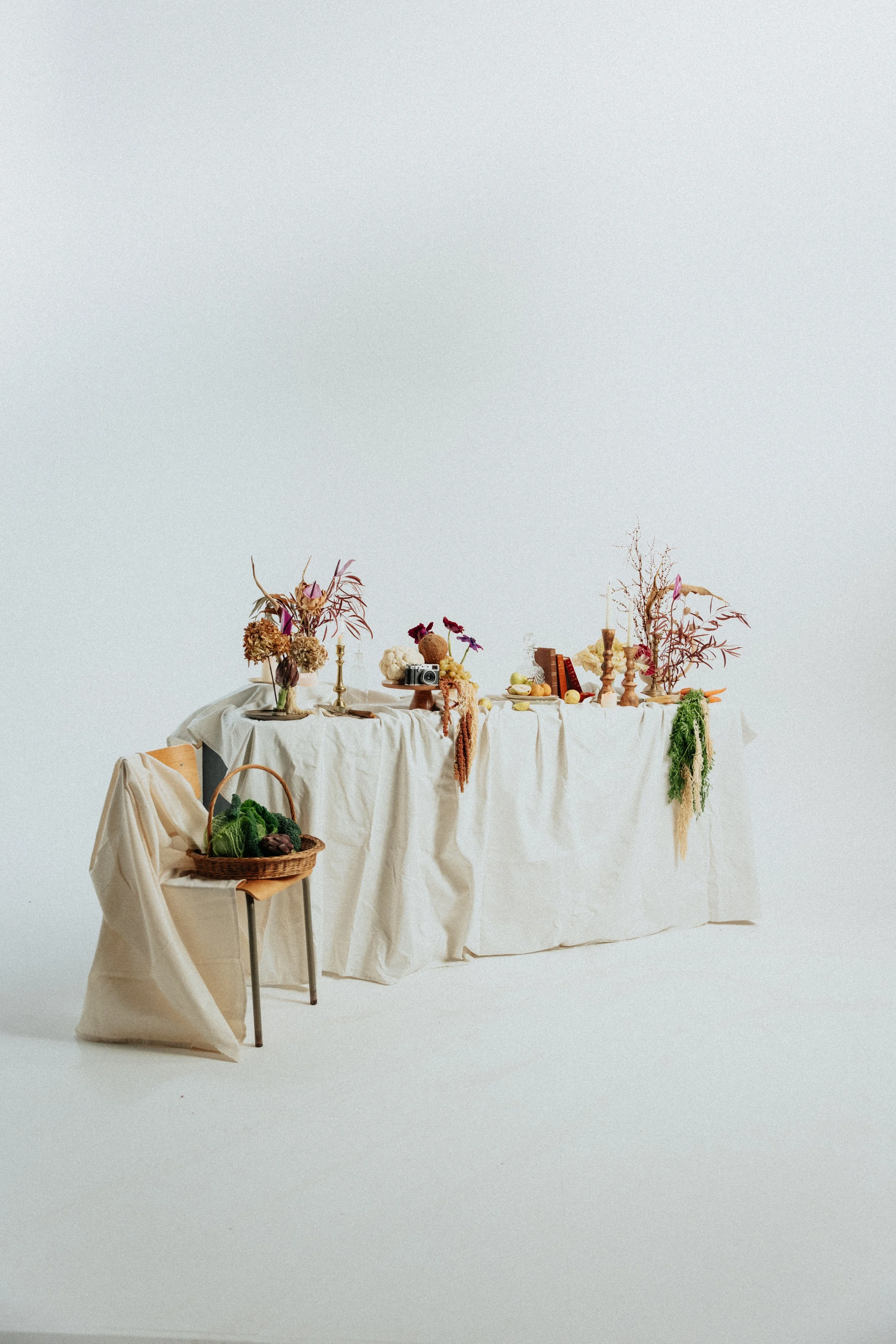 Scénographie florale et culinaire pour shooting de produit, marque, evenement, Toulouse - Constance Ibañez