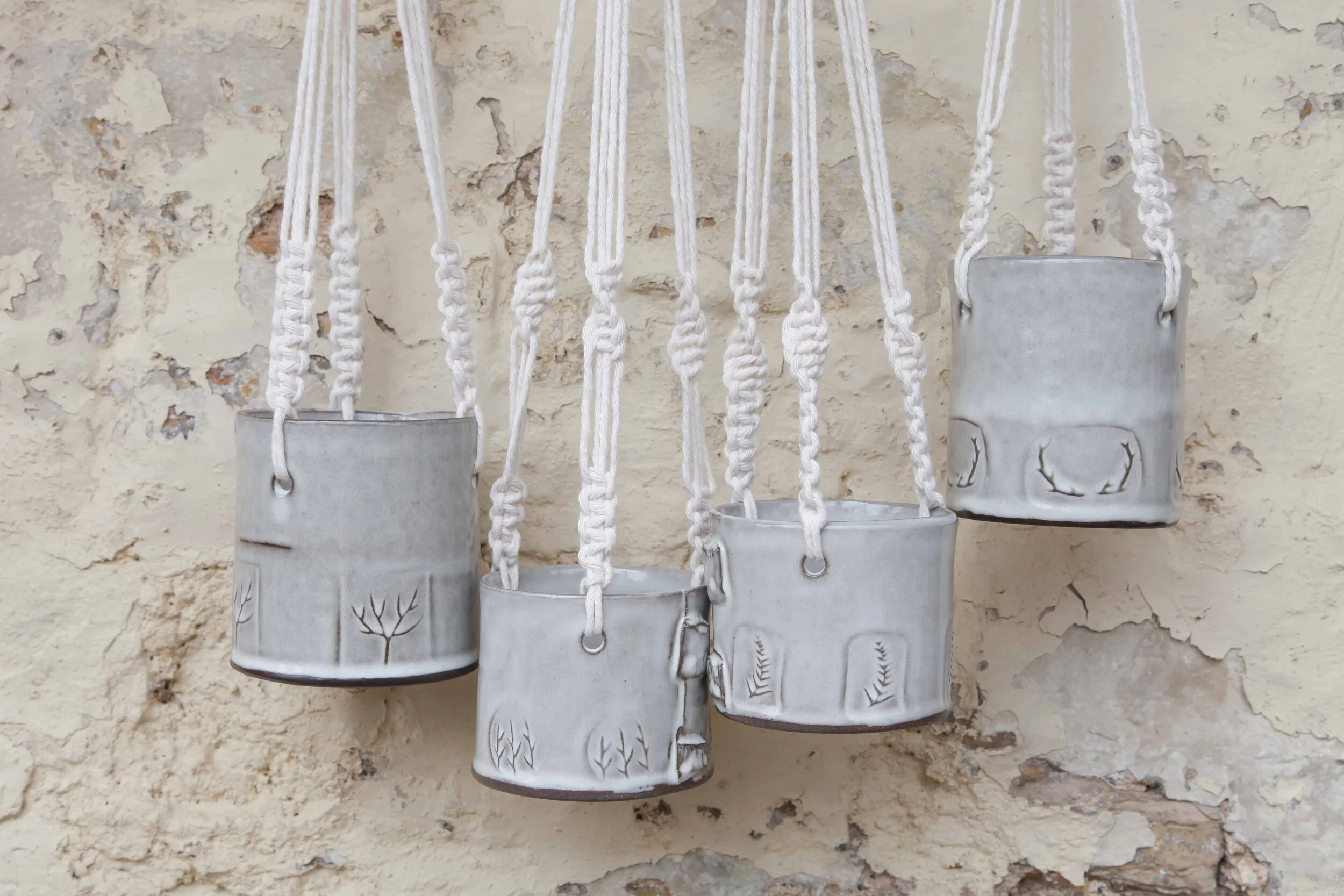 plant pot with macrame hanger