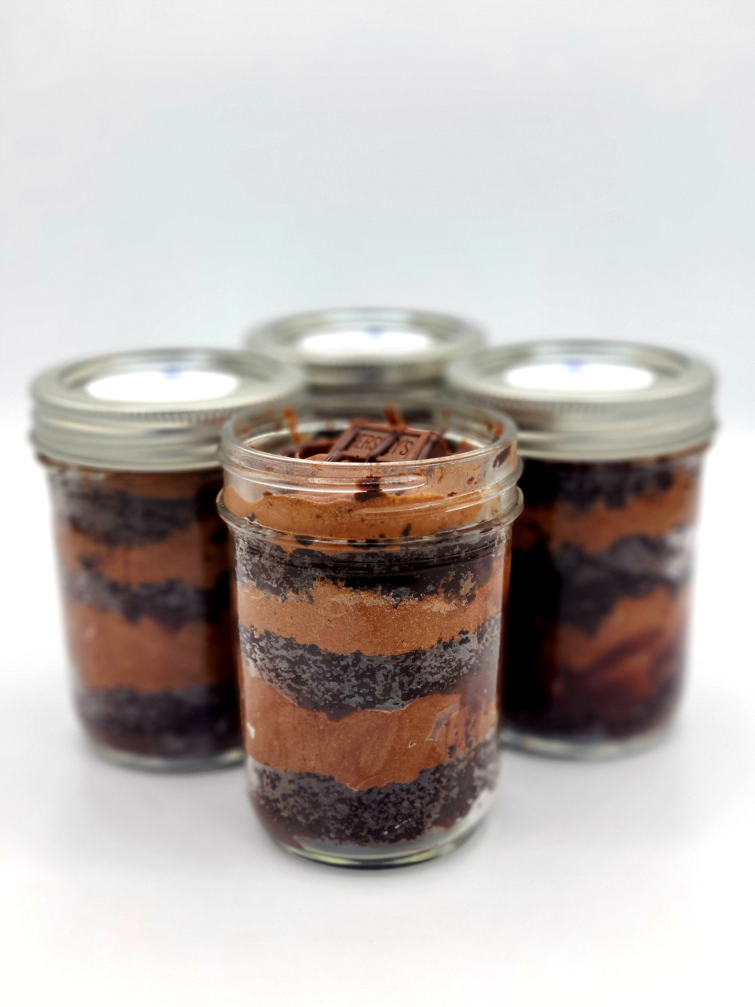 8oz Chocolate Cake Jar