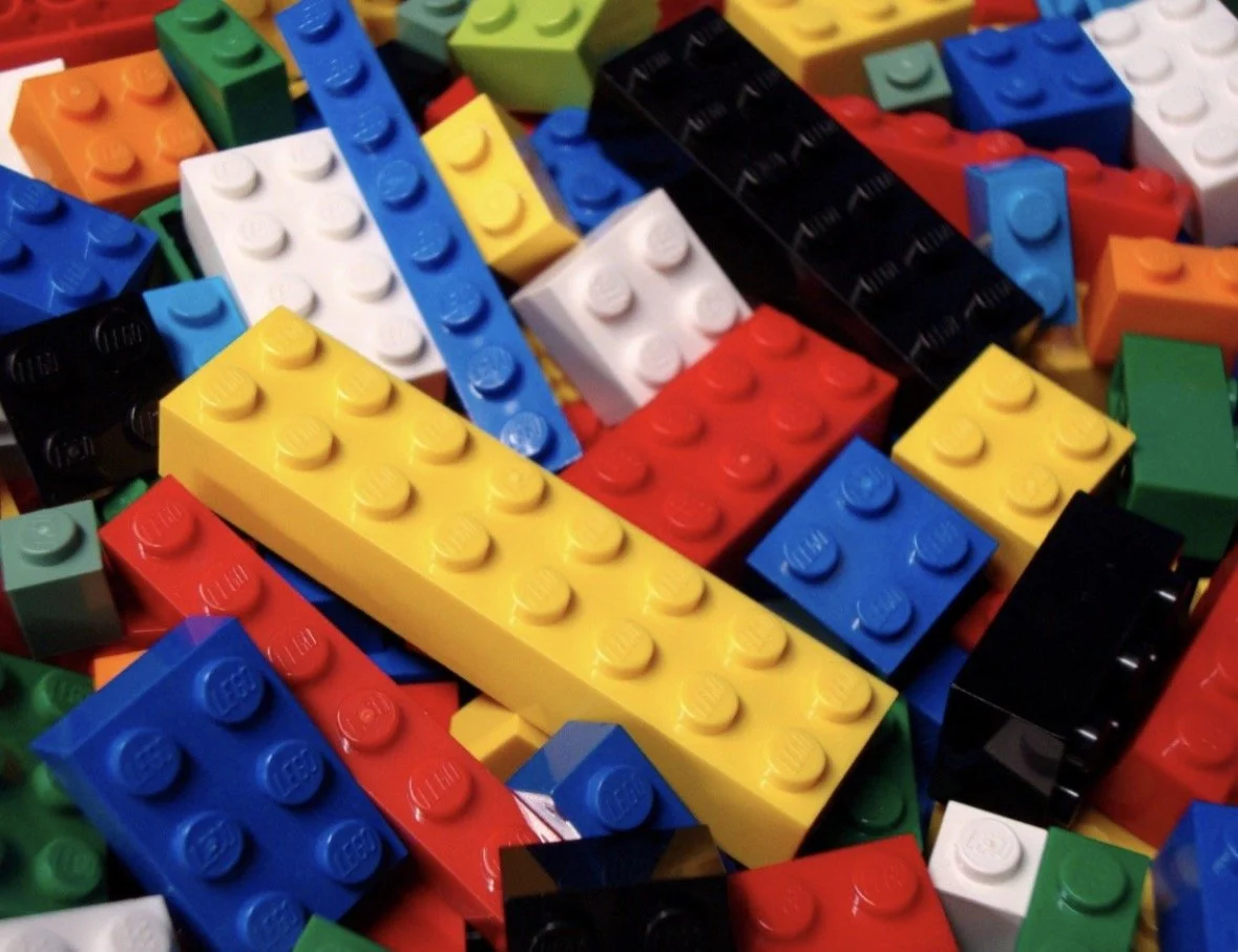 Seasonal Saturday: Creative Build Day