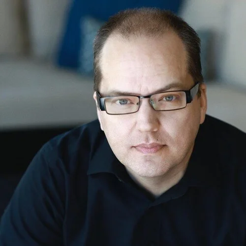 Season 5 - Ep. 95 The Suspense is Killing Us with guest David Bell