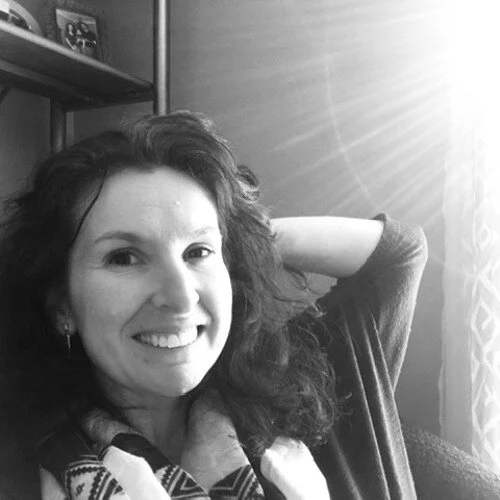 Ep. 36 - Niamh Lutes: The Literary Luck of the Irish