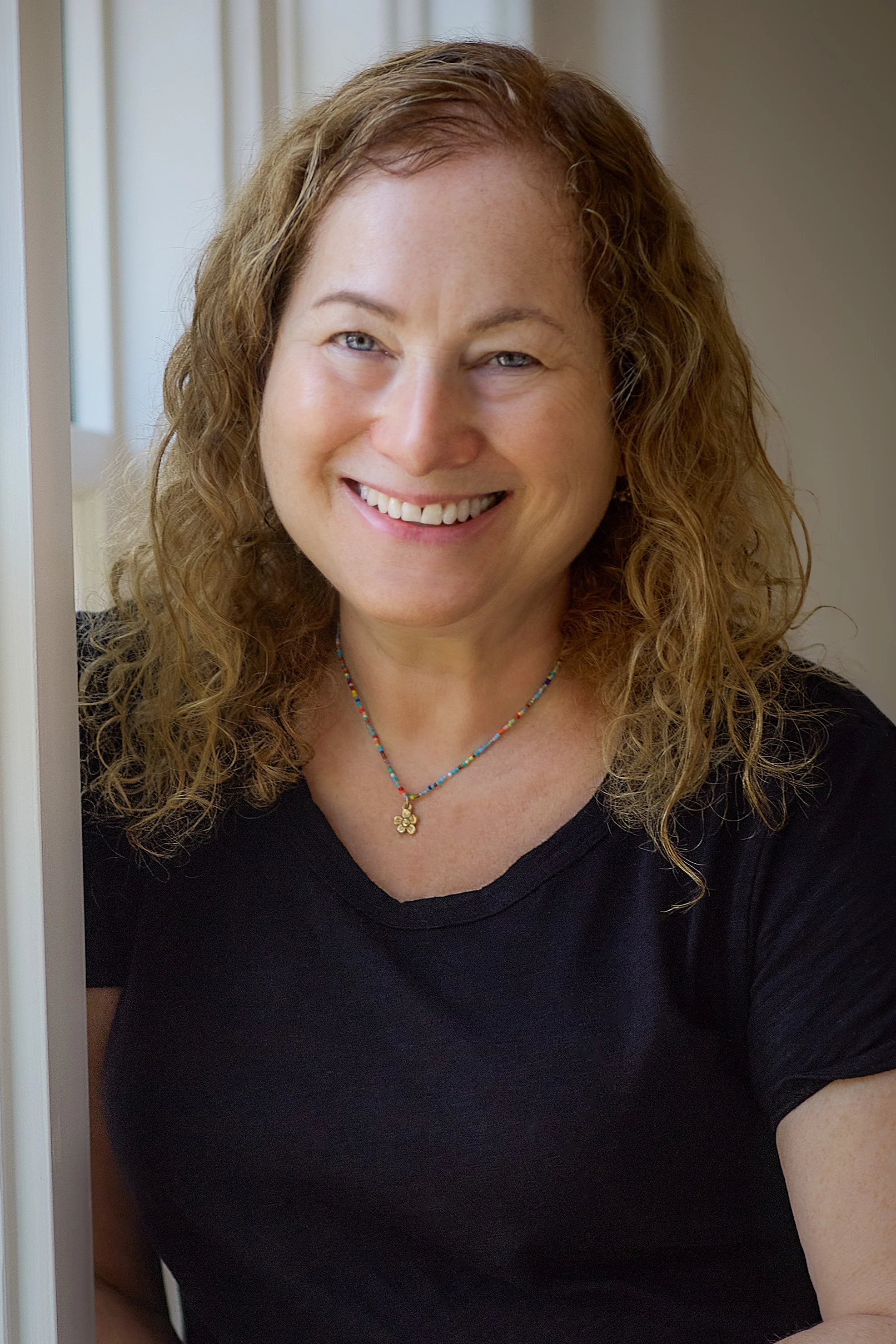 Season 6 - Ep. 136 A Man, a boy, a mom, a pig, and Ben Franklin with guest Donna Gordon