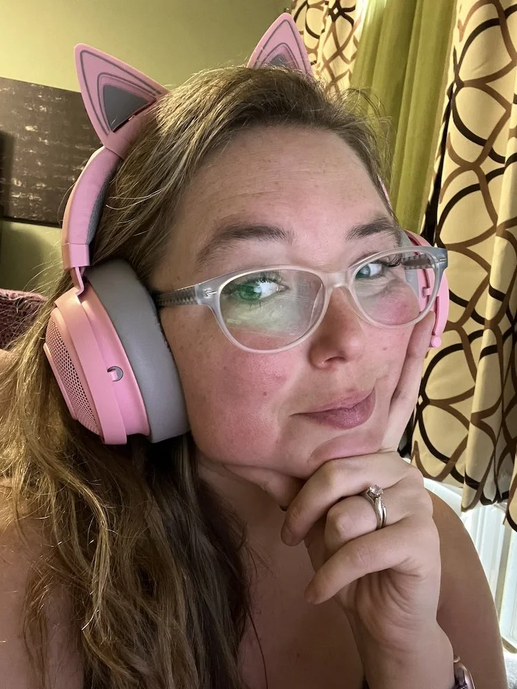 Season 7 - Ep. 151 Library Haunts with guest Stacie Dotson