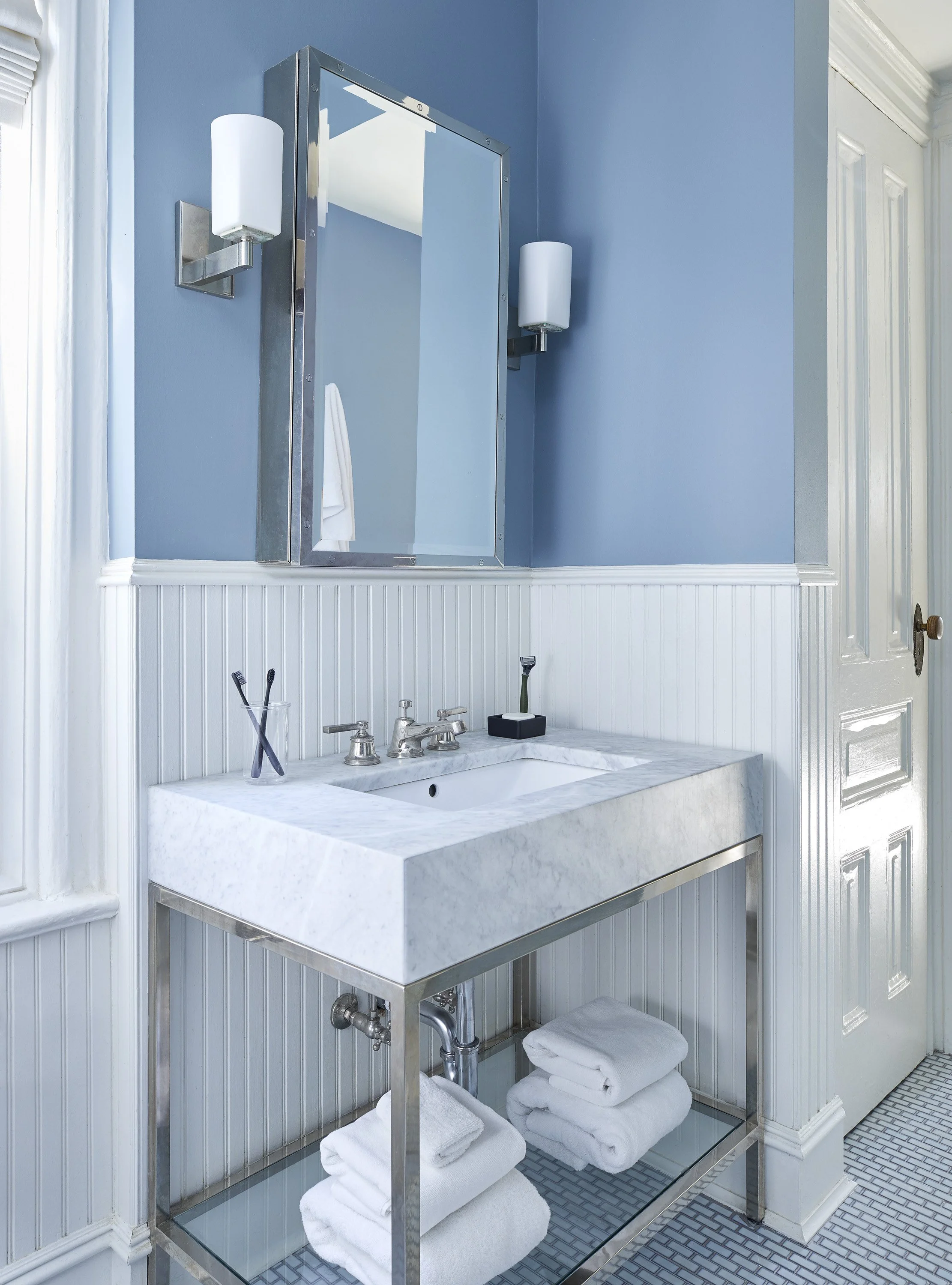 bathroom-new-heritage-brooklyn-park-slope-mercer-interior-design-001.jpg