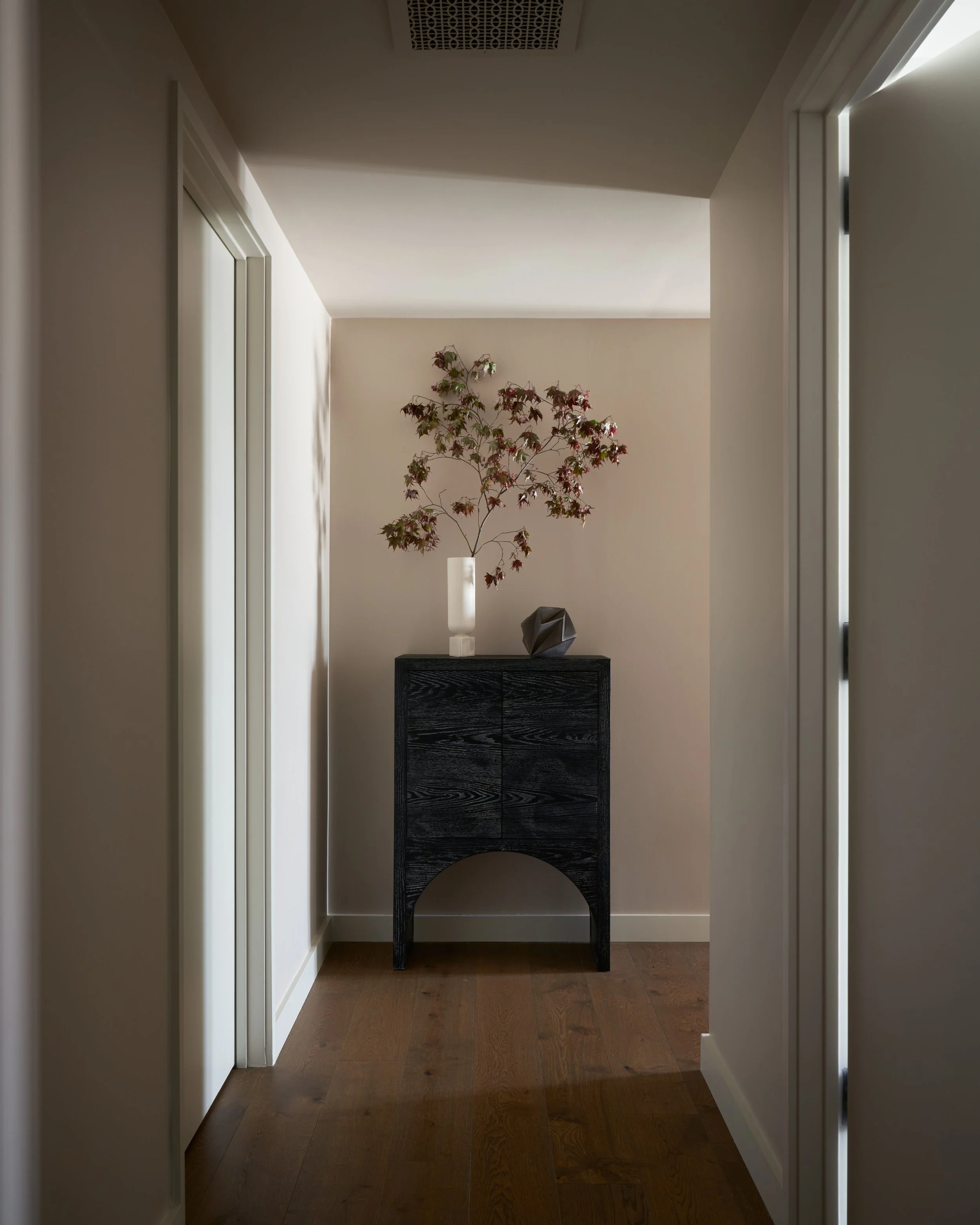bedroom-brooklyn-50-bridge-mercer-interior-design-005.jpg