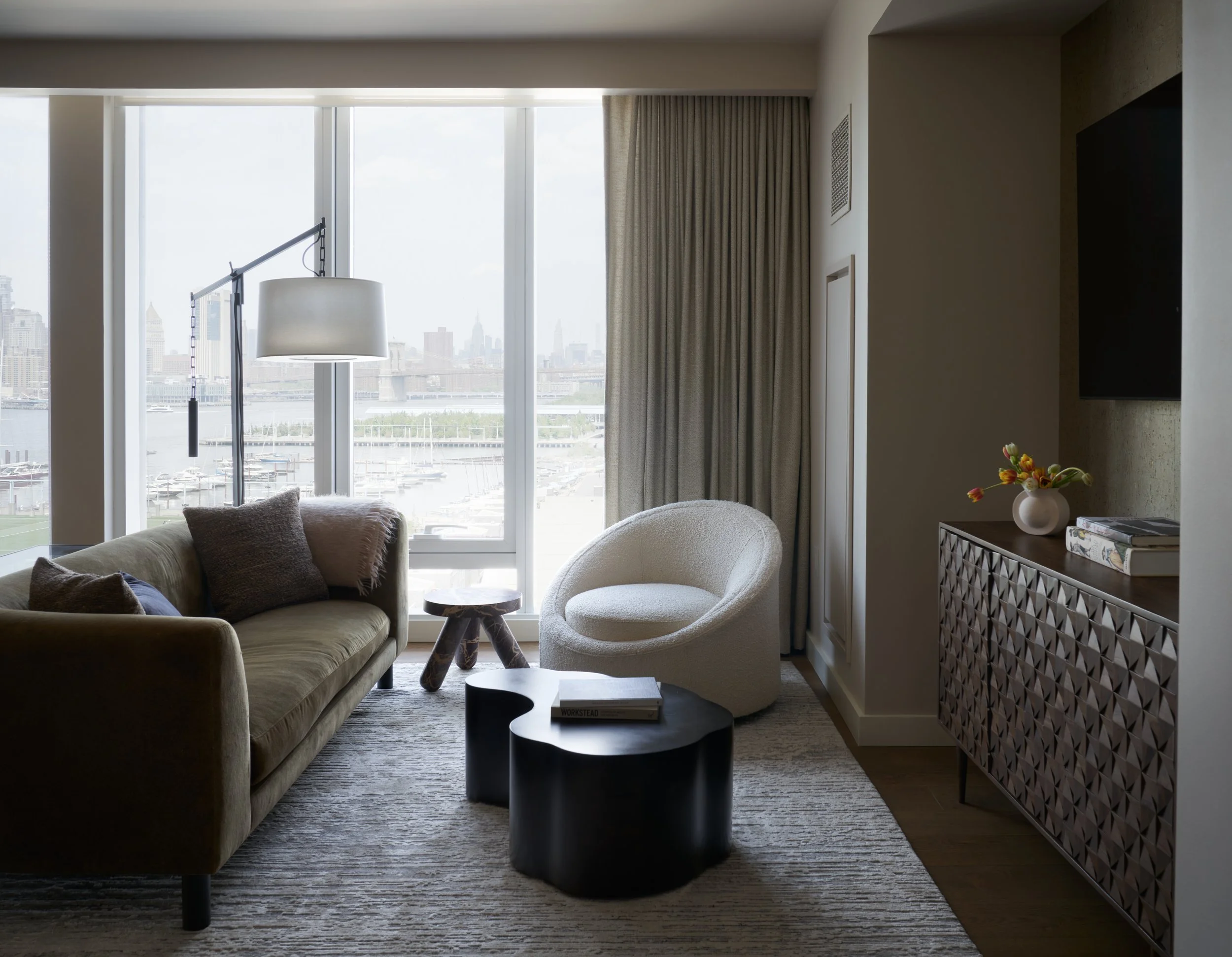 living-room-brooklyn-50-bridge-mercer-interior-design-003.jpg