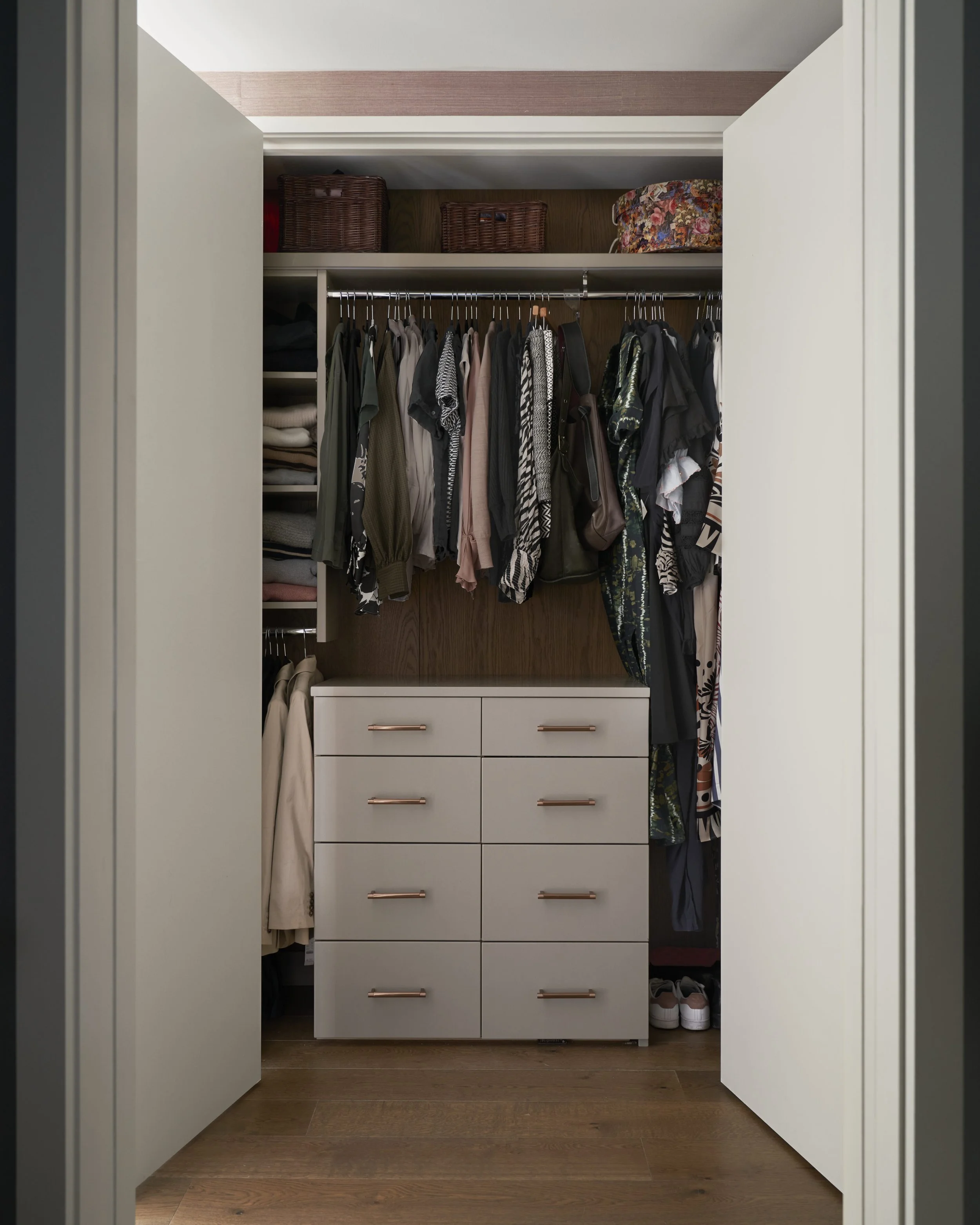 bedroom-brooklyn-50-bridge-mercer-interior-design-007.jpg