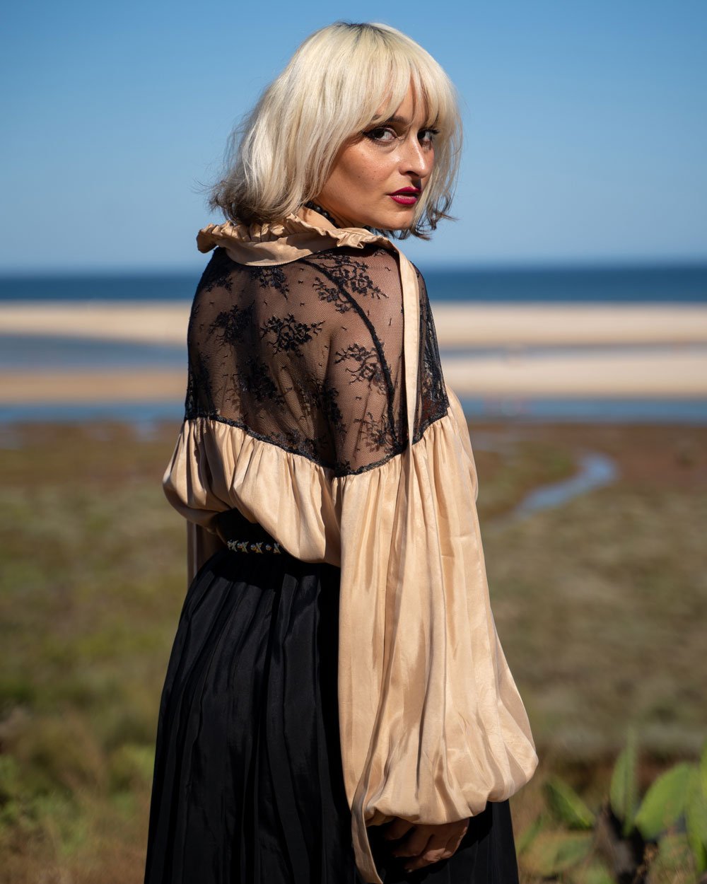 Teresa-Mineiro-Blusa-La-Poetisa-Sleepy-Head8.jpg