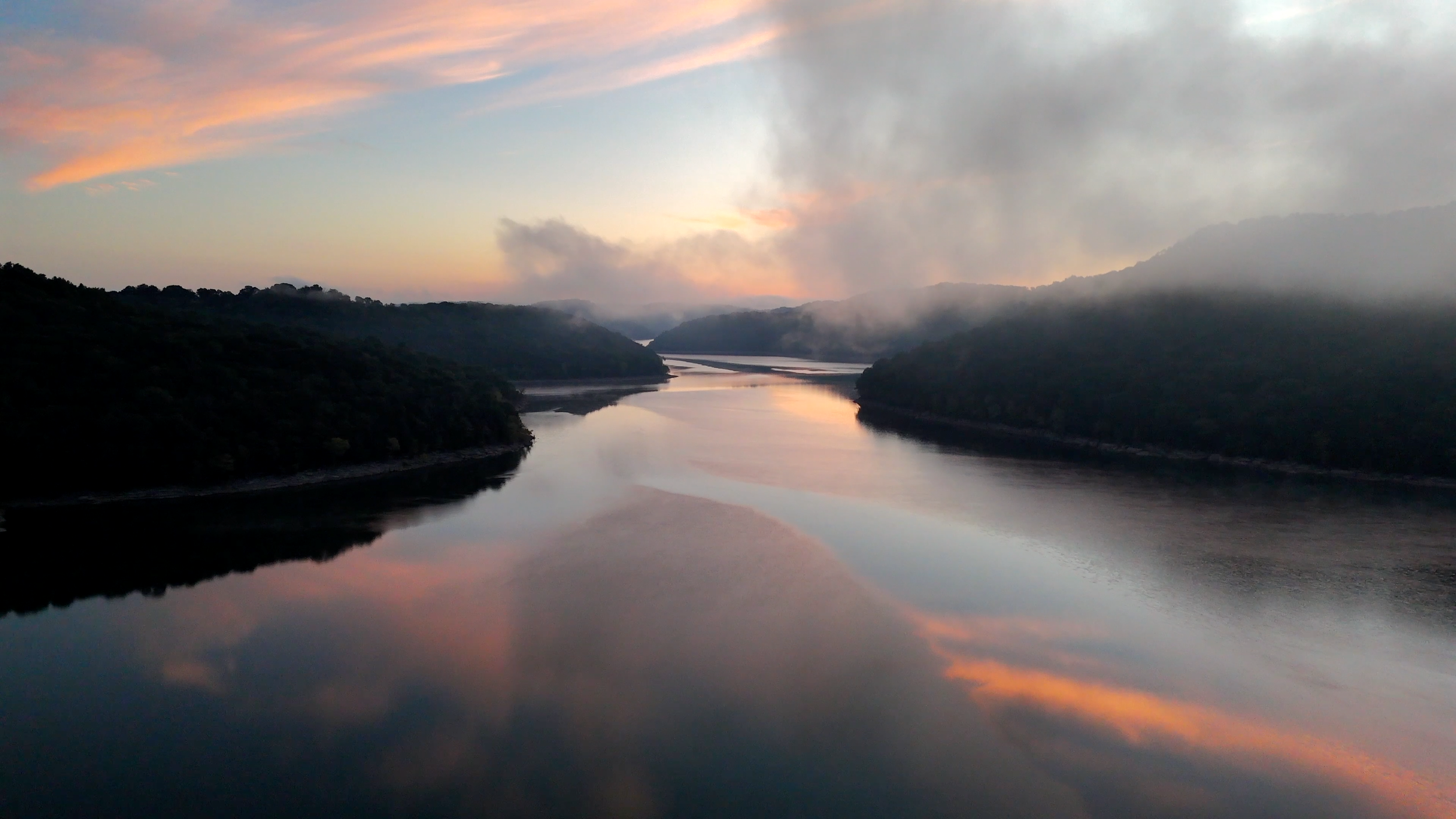 Background_03 Web.png