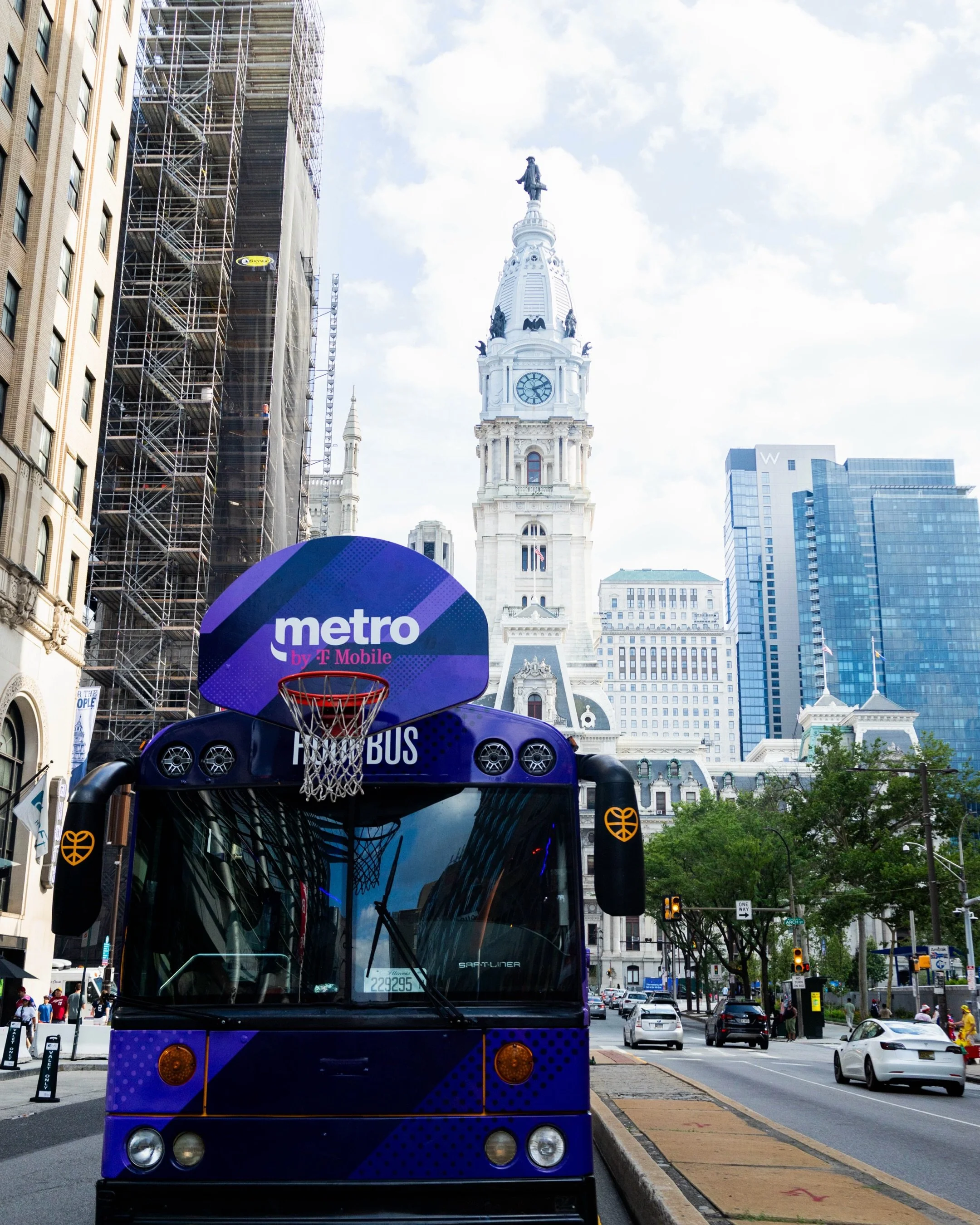 Week 2 in the books with @metrobytmobile Tour!
Philadelphia. It&rsquo;s been Real!

From our 3x3 tourney with @phillyyouthbasketball to the Metro store activations with some of Philly&rsquo;s Top Hoopers like @dscarss @mjm.hoops @mjm.flight, we defin
