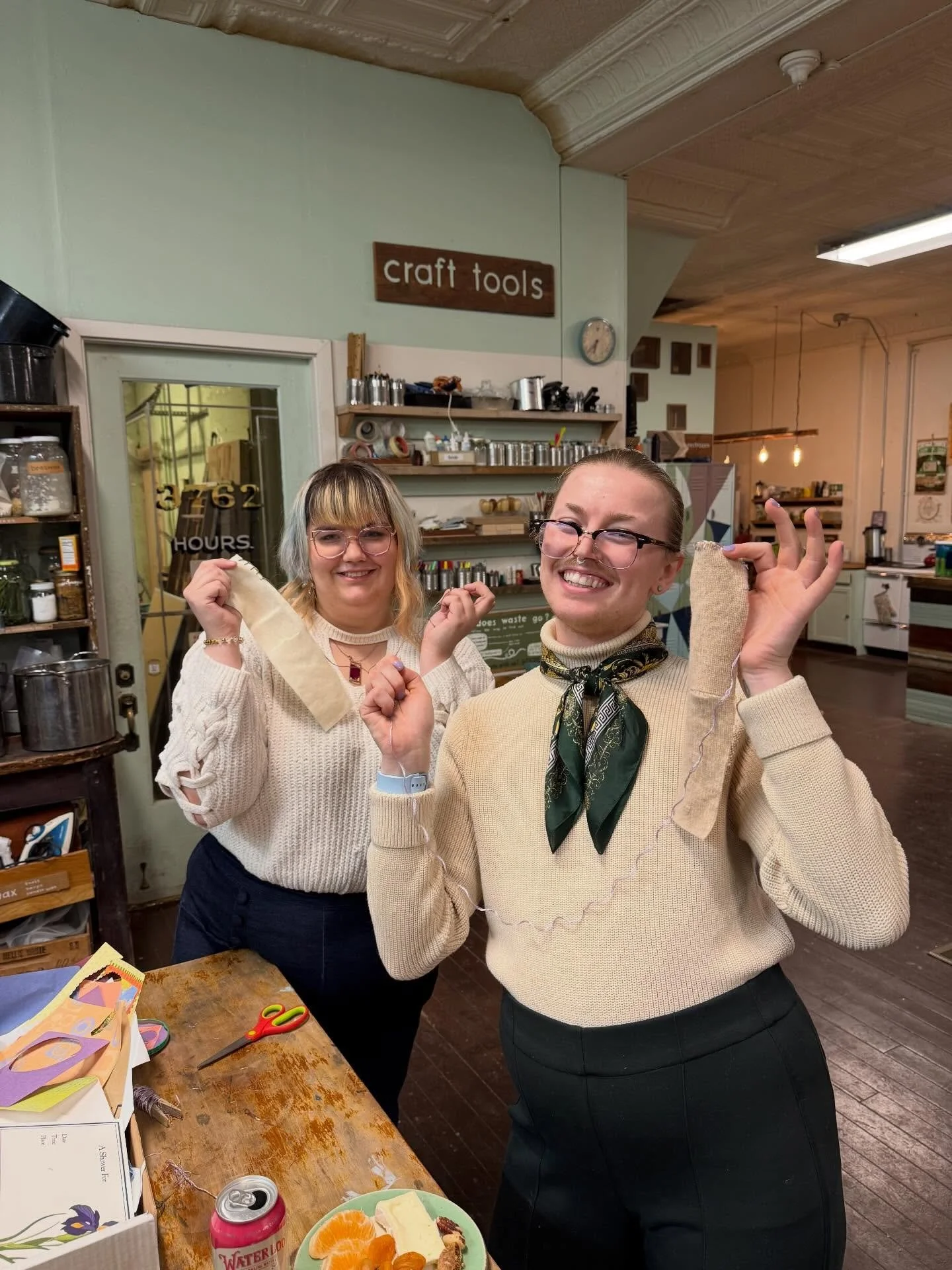 You know you&rsquo;re a small business when you have your staff holiday party in the beginning of March 🤷&zwj;♀️ 😂 

The Fennel team had an amazing time at @perennialstl last weekend! We drank wine, snacked on a famous Jackie cheese board, and lear